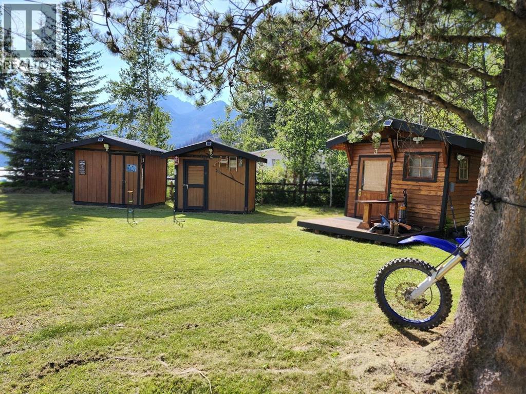 












200 Sunshine Drive

,
Gold Bridge,







British Columbia
V0K1V0

