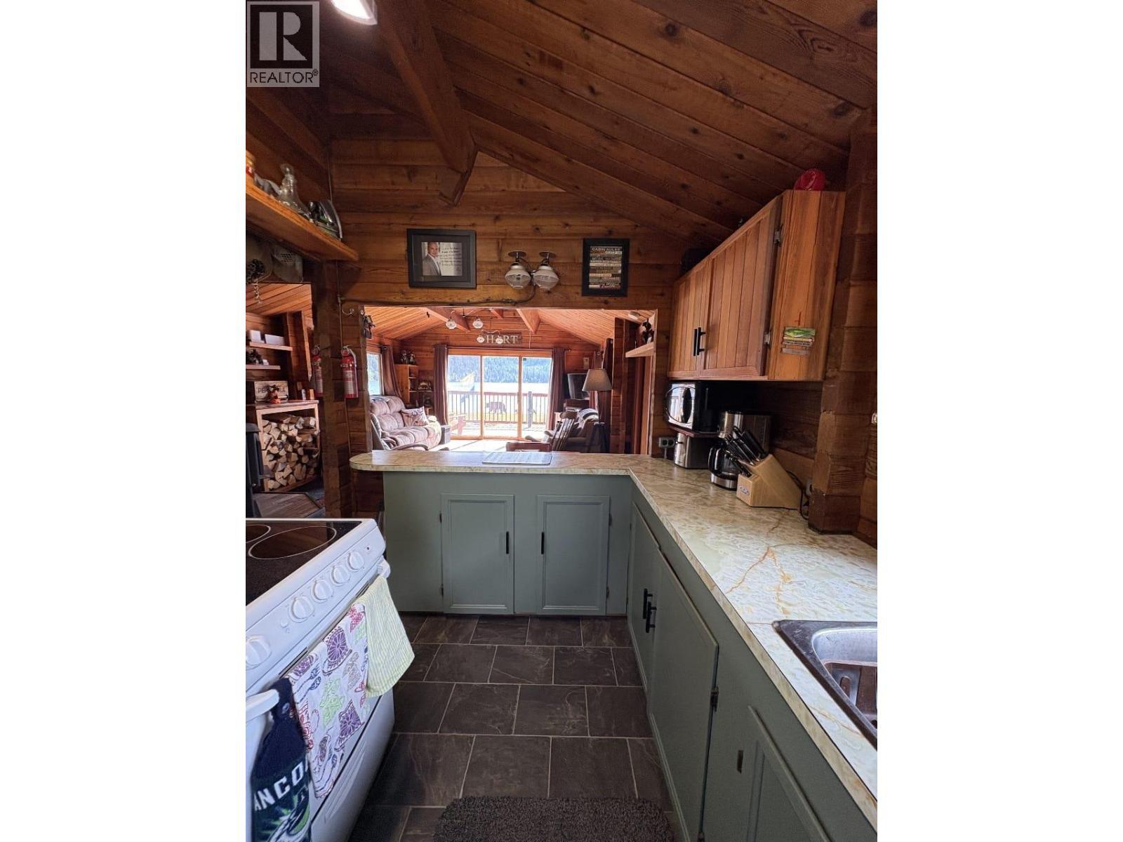 












200 Sunshine Drive

,
Gold Bridge,







British Columbia
V0K1V0

