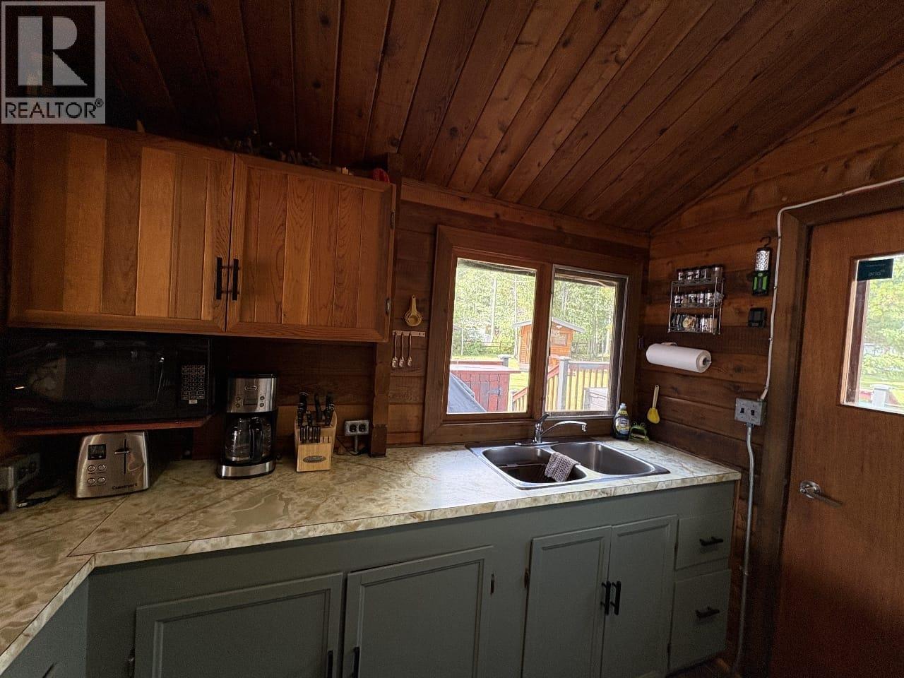 












200 Sunshine Drive

,
Gold Bridge,







British Columbia
V0K1V0

