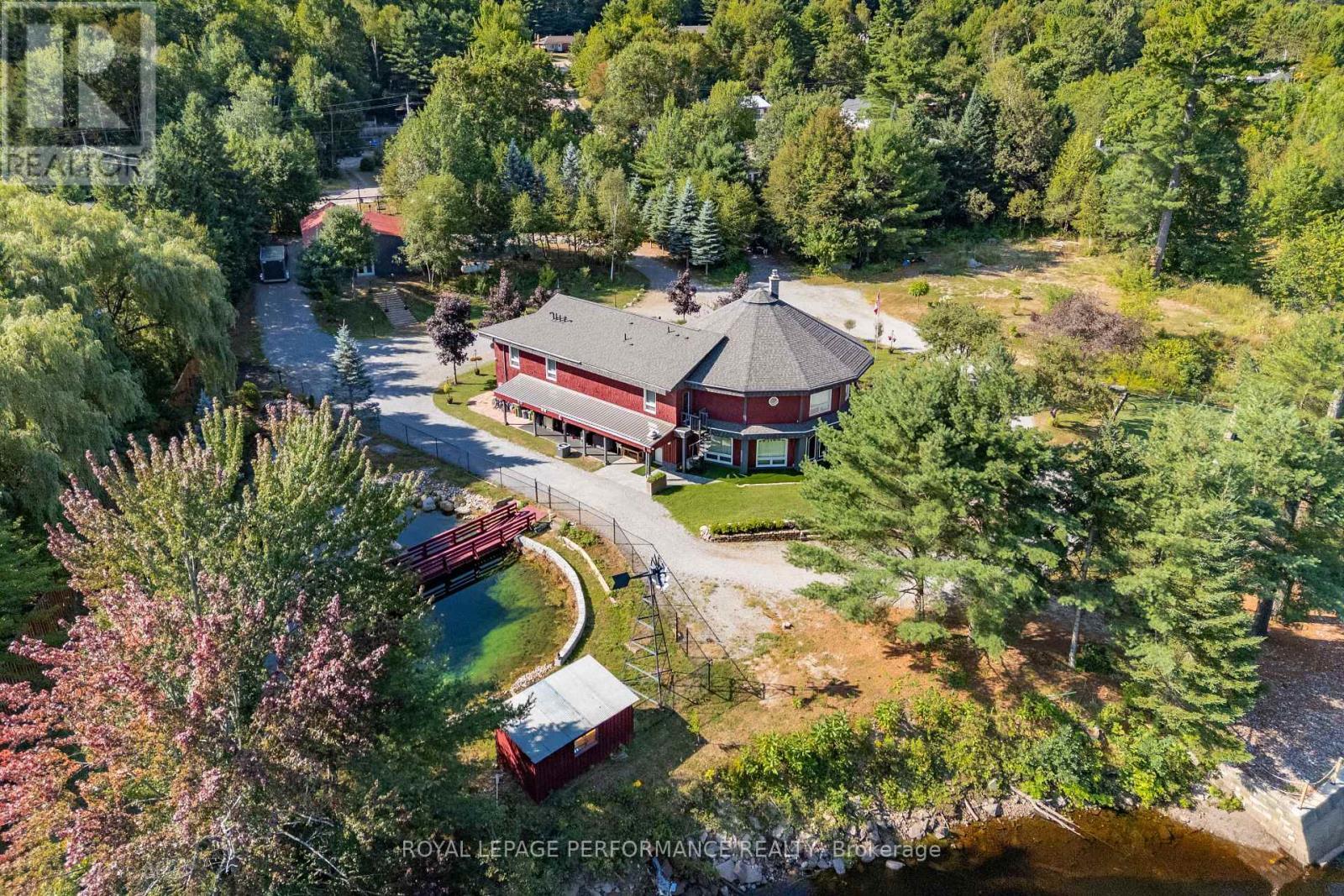 












1371 VICTORIA STREET

,
Petawawa,




Ontario
K8H2E9

