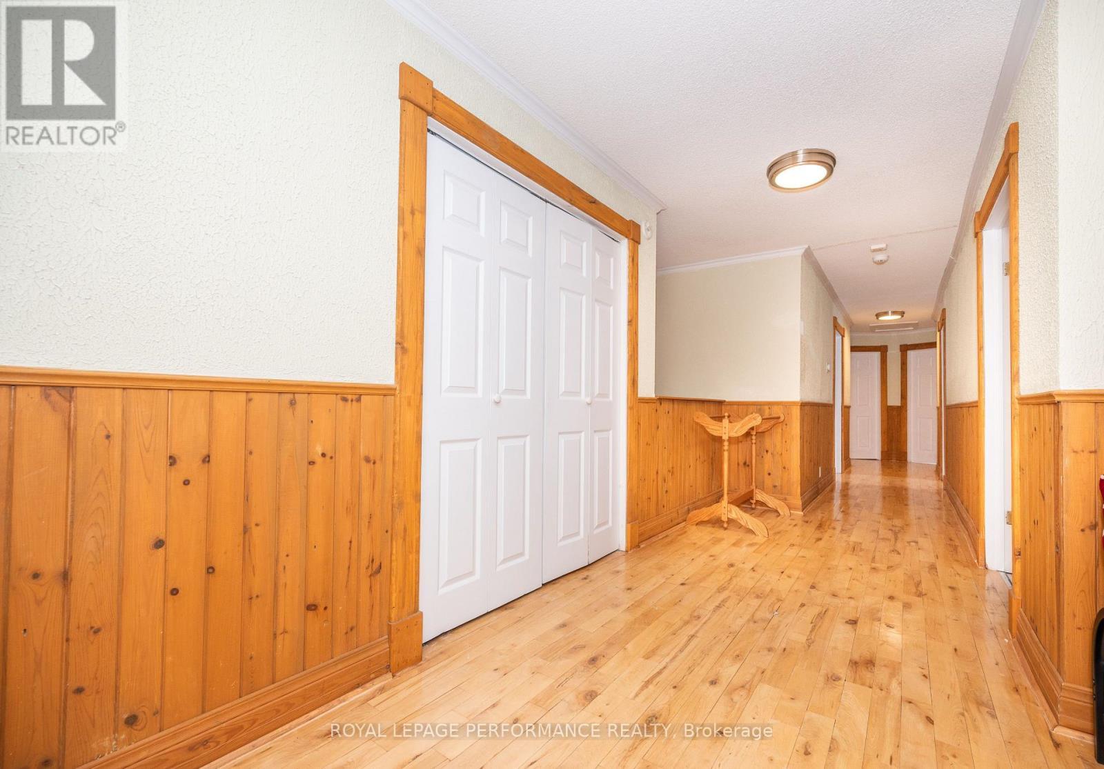 












1371 VICTORIA STREET

,
Petawawa,




Ontario
K8H2E9

