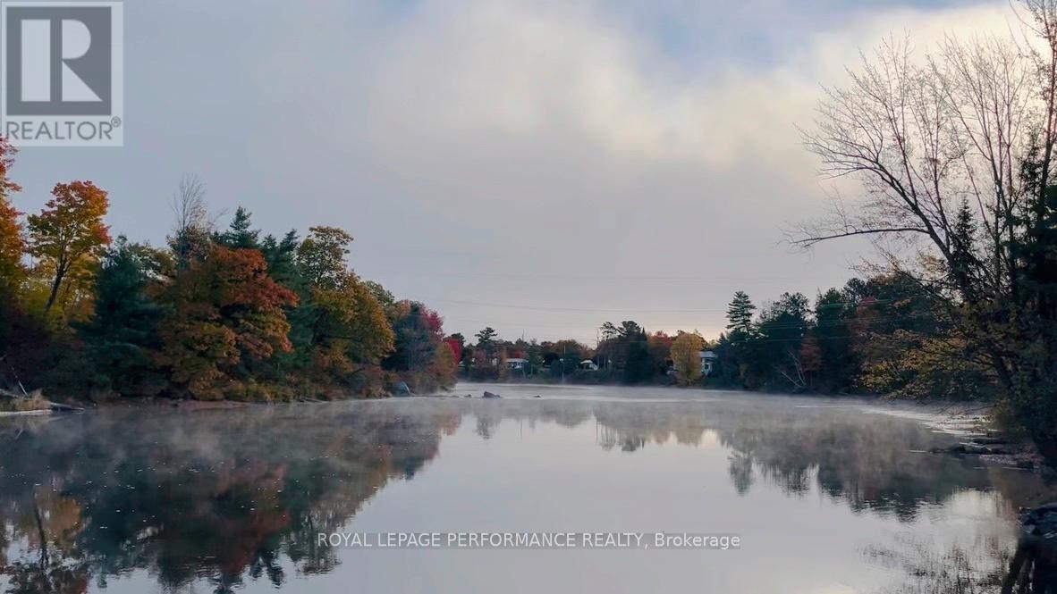 












1371 VICTORIA STREET

,
Petawawa,




Ontario
K8H2E9

