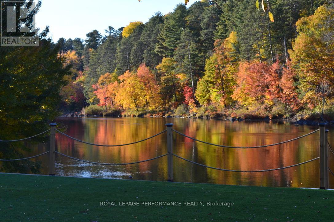 












1371 VICTORIA STREET

,
Petawawa,




Ontario
K8H2E9

