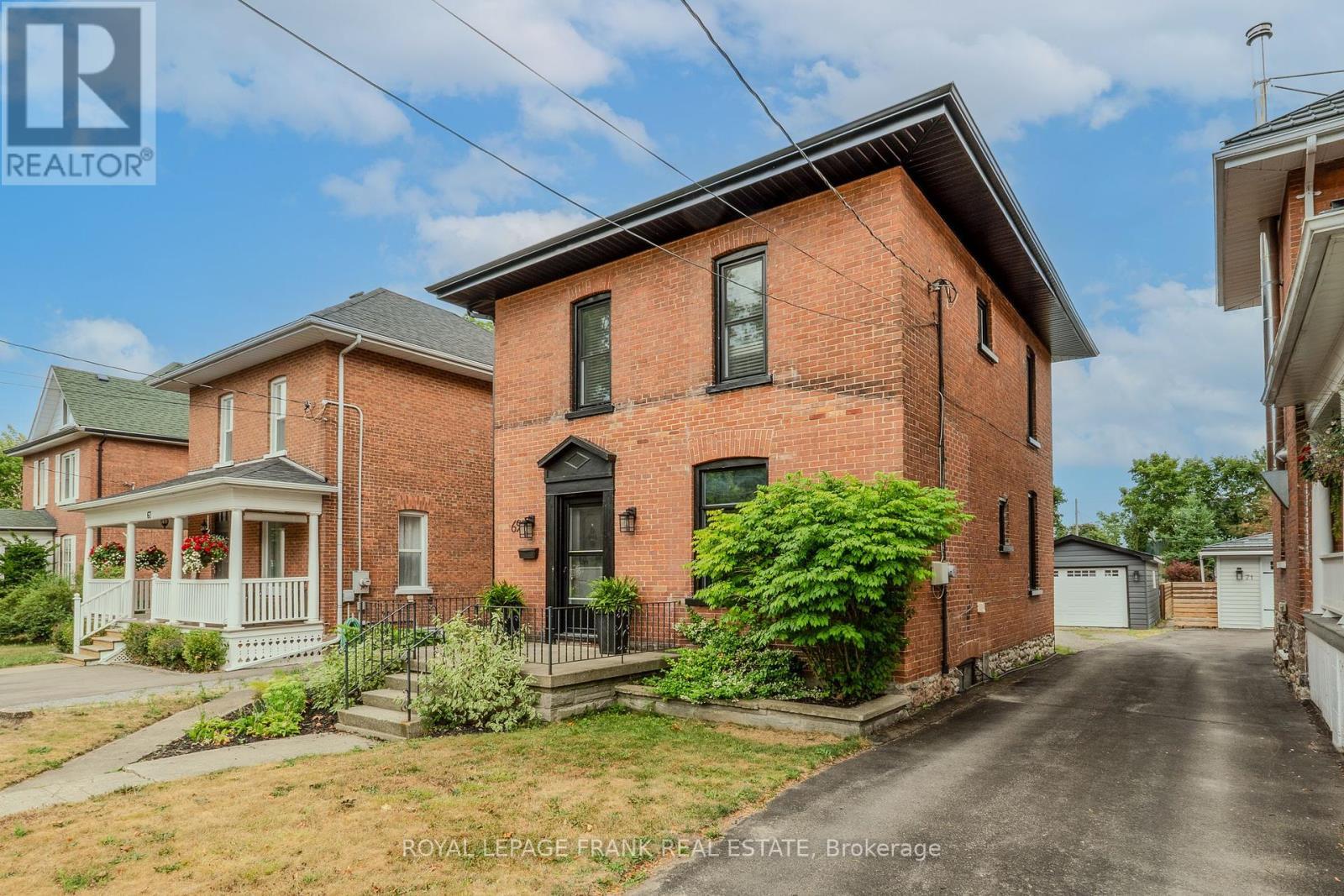 












69 PEEL STREET

,
Kawartha Lakes (Lindsay),




Ontario
K9V3M5

