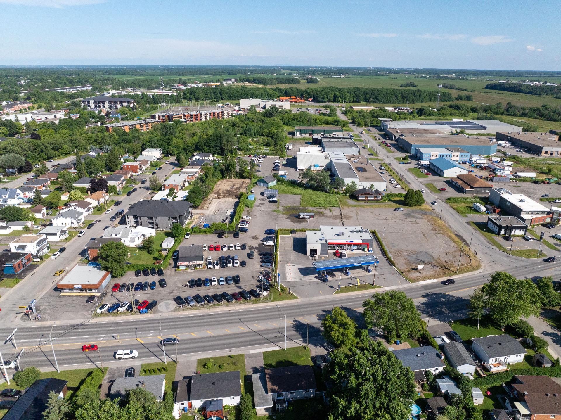 












Boul. Lachapelle

,
Saint-Jérôme,







QC
J7Z3A1

