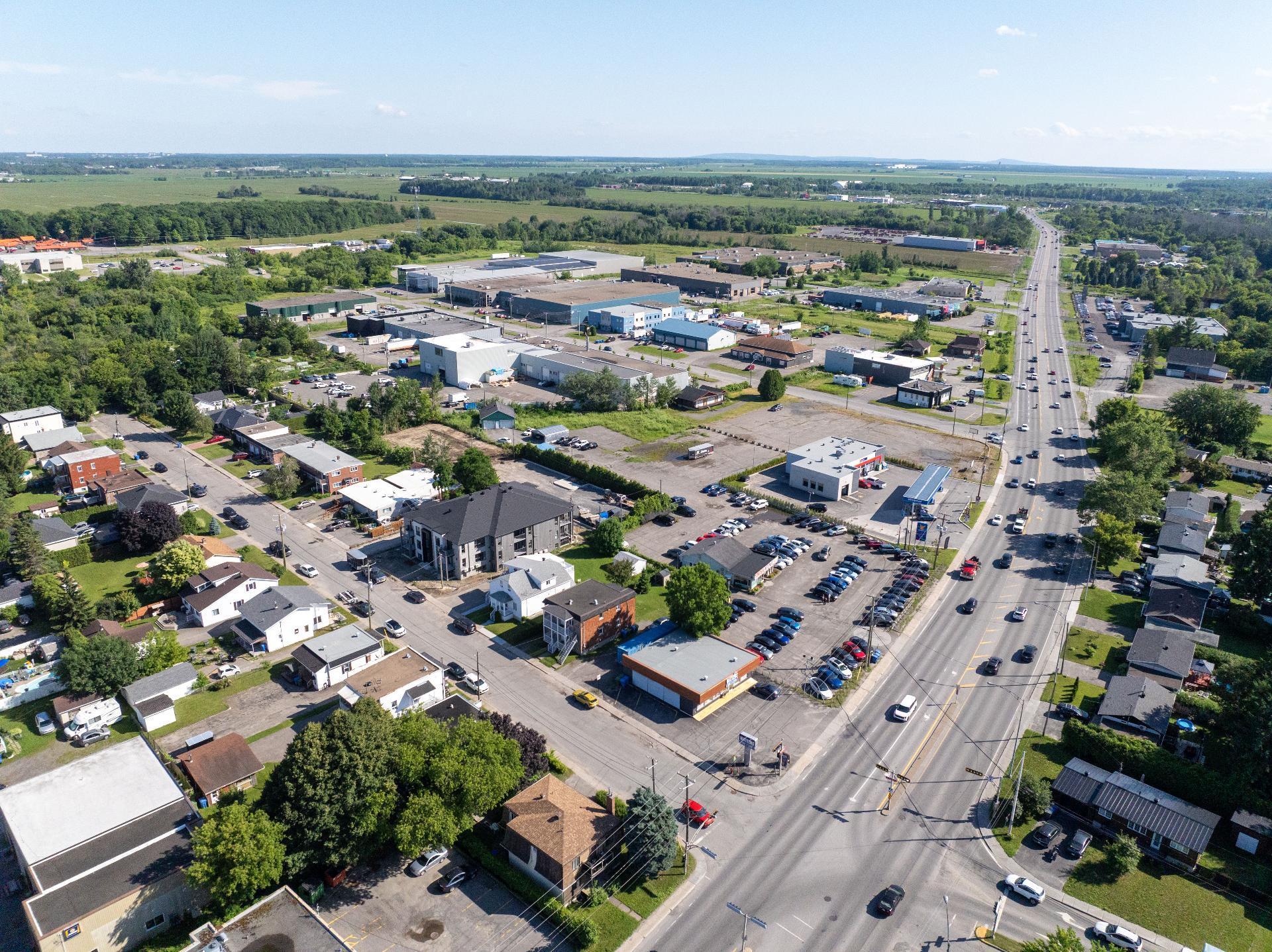 












Boul. Lachapelle

,
Saint-Jérôme,







QC
J7Z3A1

