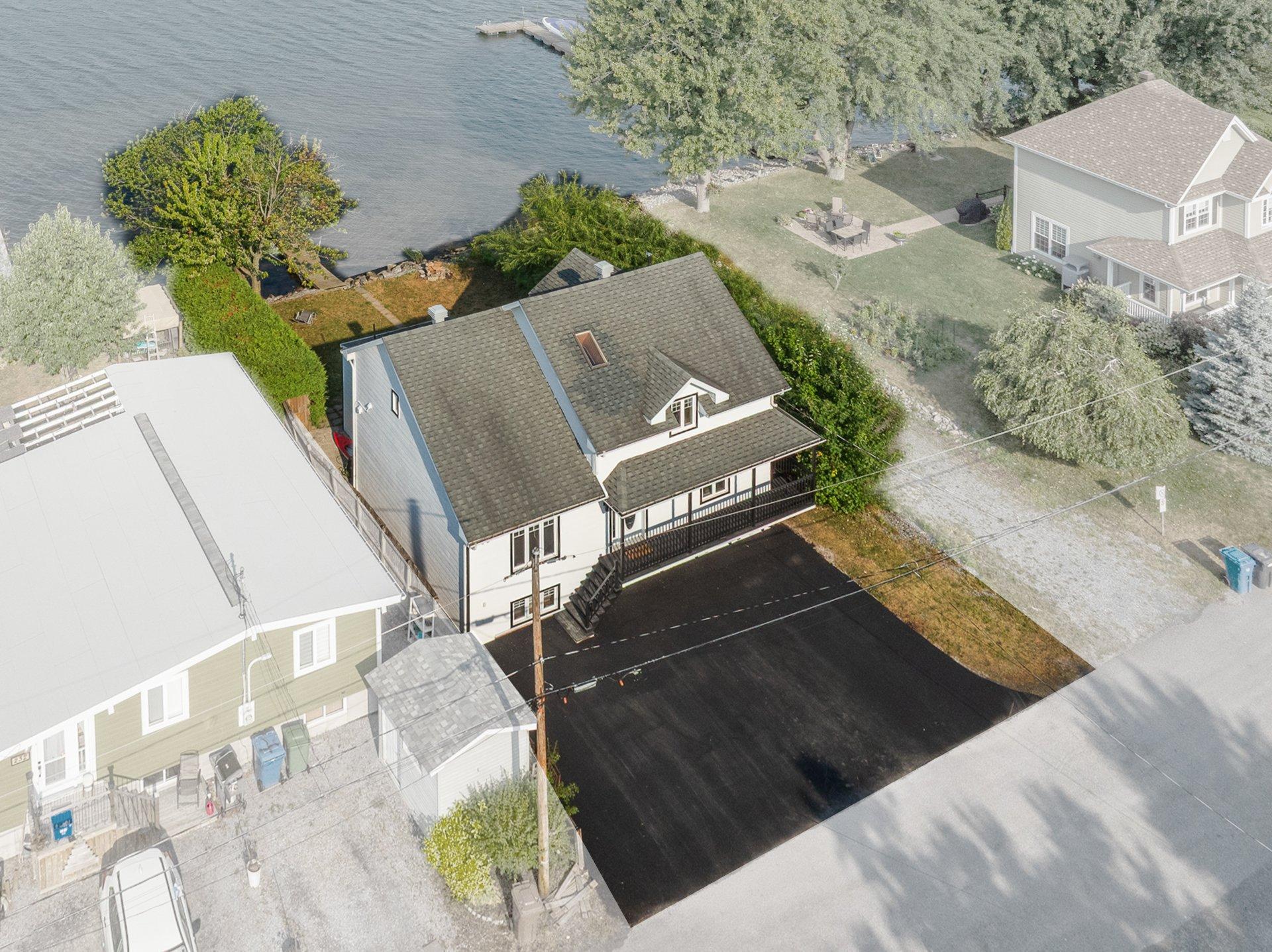 









228


Rue Donat

,
Sainte-Anne-de-Sabrevois,




QC
J0J2G0

