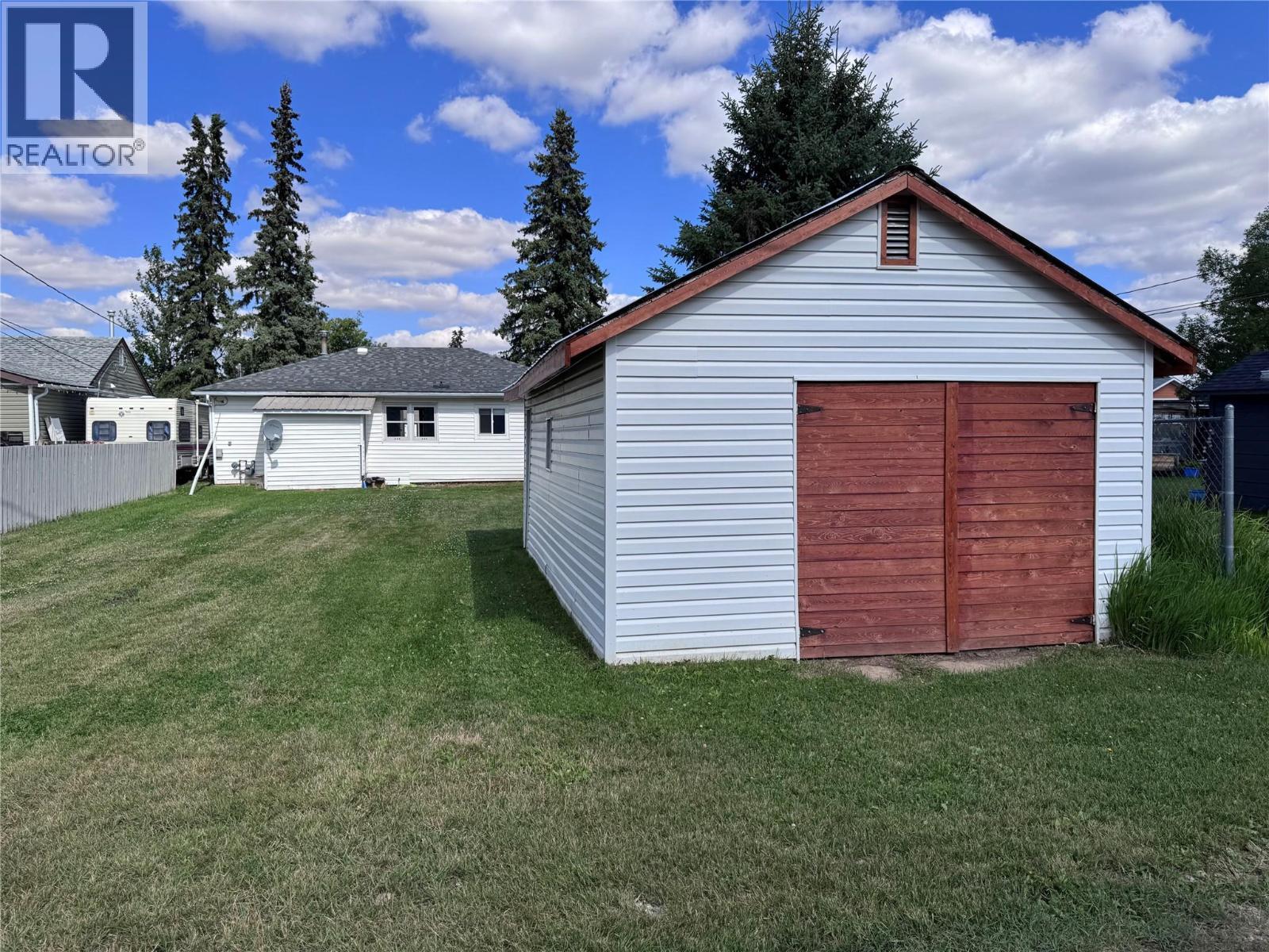 












4903 48 Avenue

,
Pouce Coupe,




British Columbia
V0C2C0

