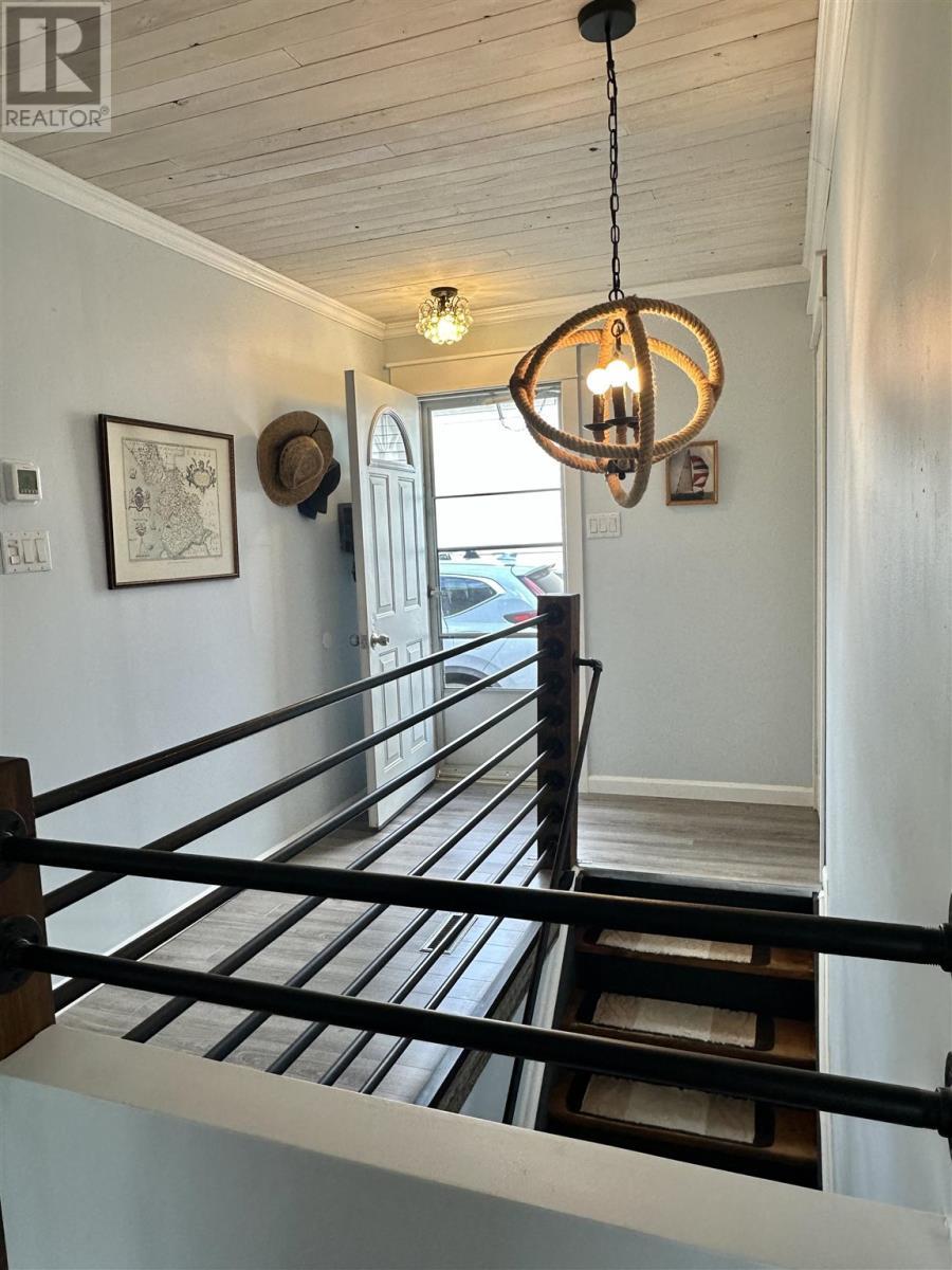 












37 Ste. Camillus CRES

,
Elliot Lake,




Ontario
P5A3J8

