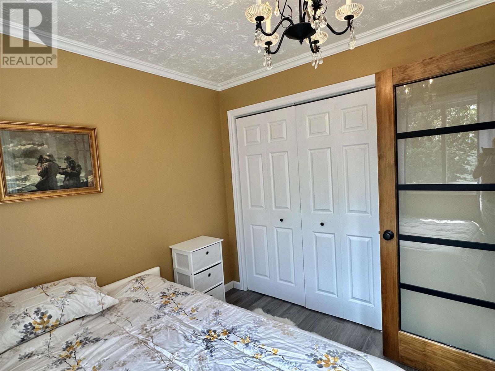 












37 Ste. Camillus CRES

,
Elliot Lake,




Ontario
P5A3J8

