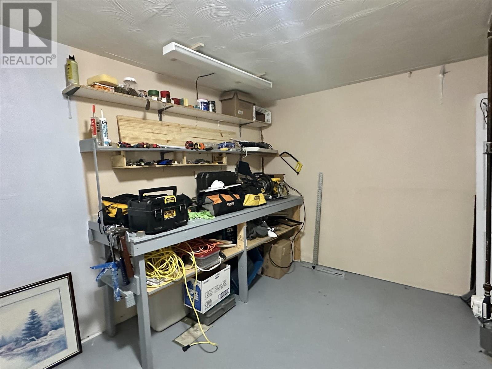 












37 Ste. Camillus CRES

,
Elliot Lake,




Ontario
P5A3J8

