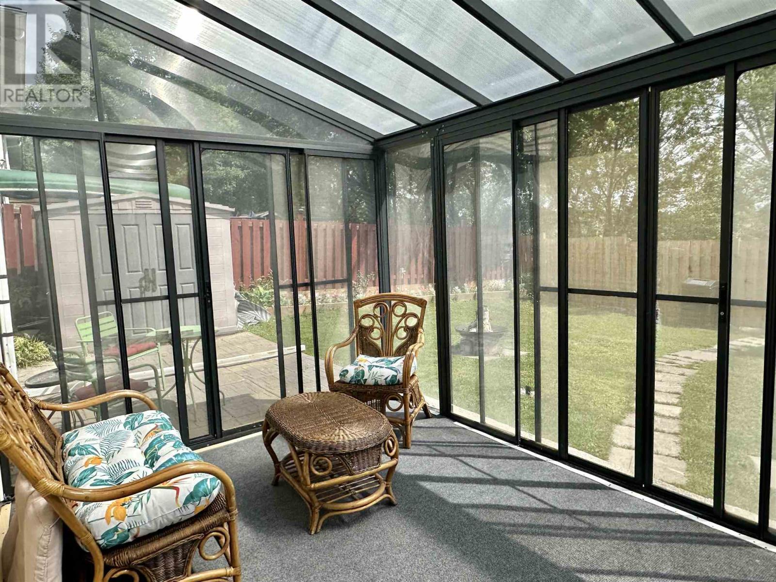 












37 Ste. Camillus CRES

,
Elliot Lake,




Ontario
P5A3J8

