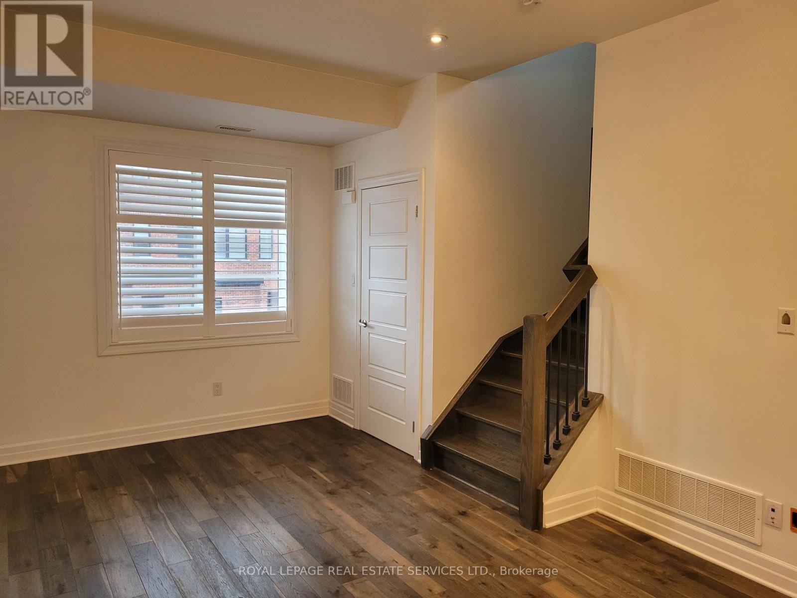 












38 - 70 PLAINS ROAD W

,
Burlington,




Ontario
L7T0B6

