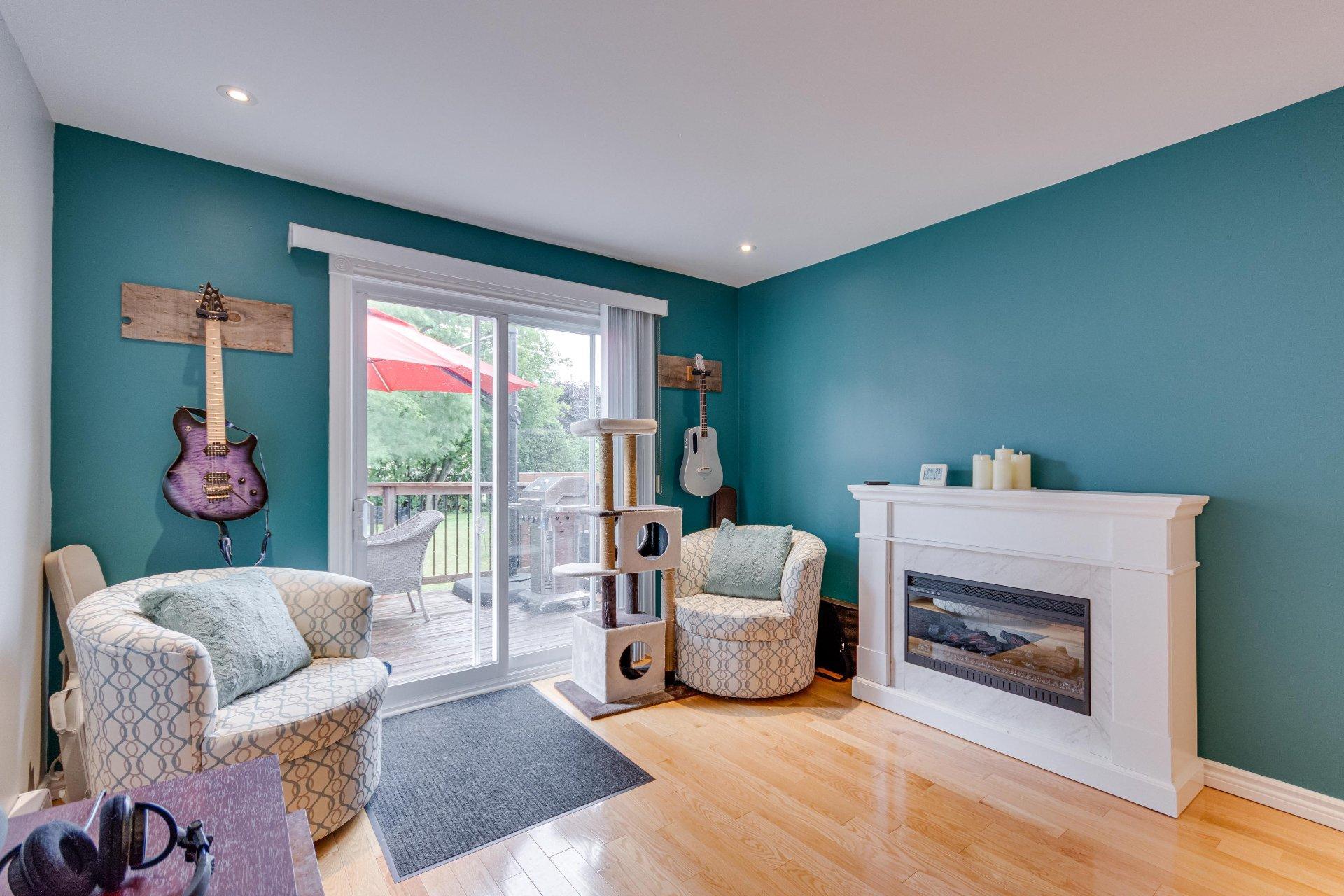









777


Boul. Lorrain

,
Gatineau (Gatineau),




QC
J8R3E6

