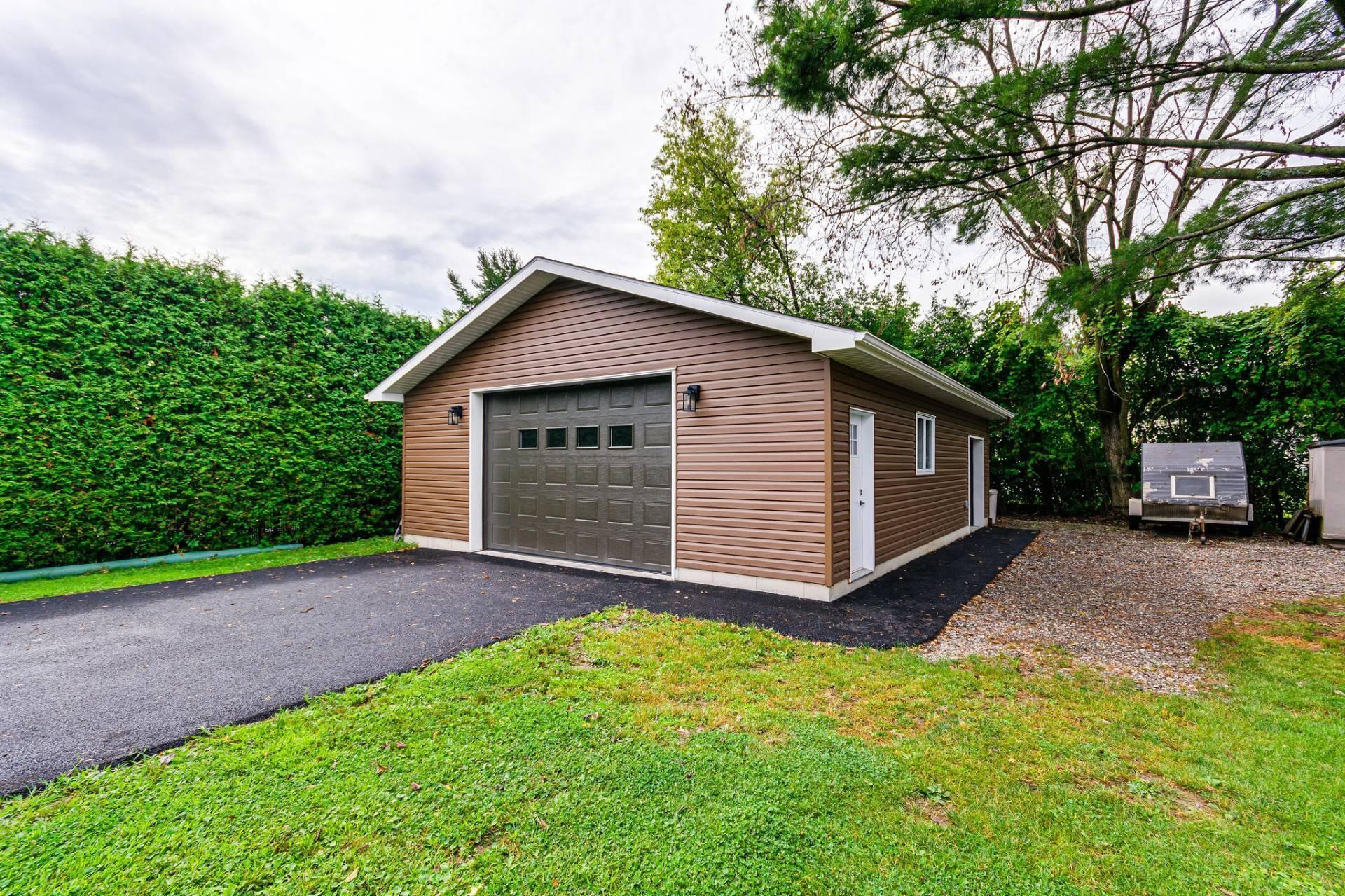 









777


Boul. Lorrain

,
Gatineau (Gatineau),




QC
J8R3E6


