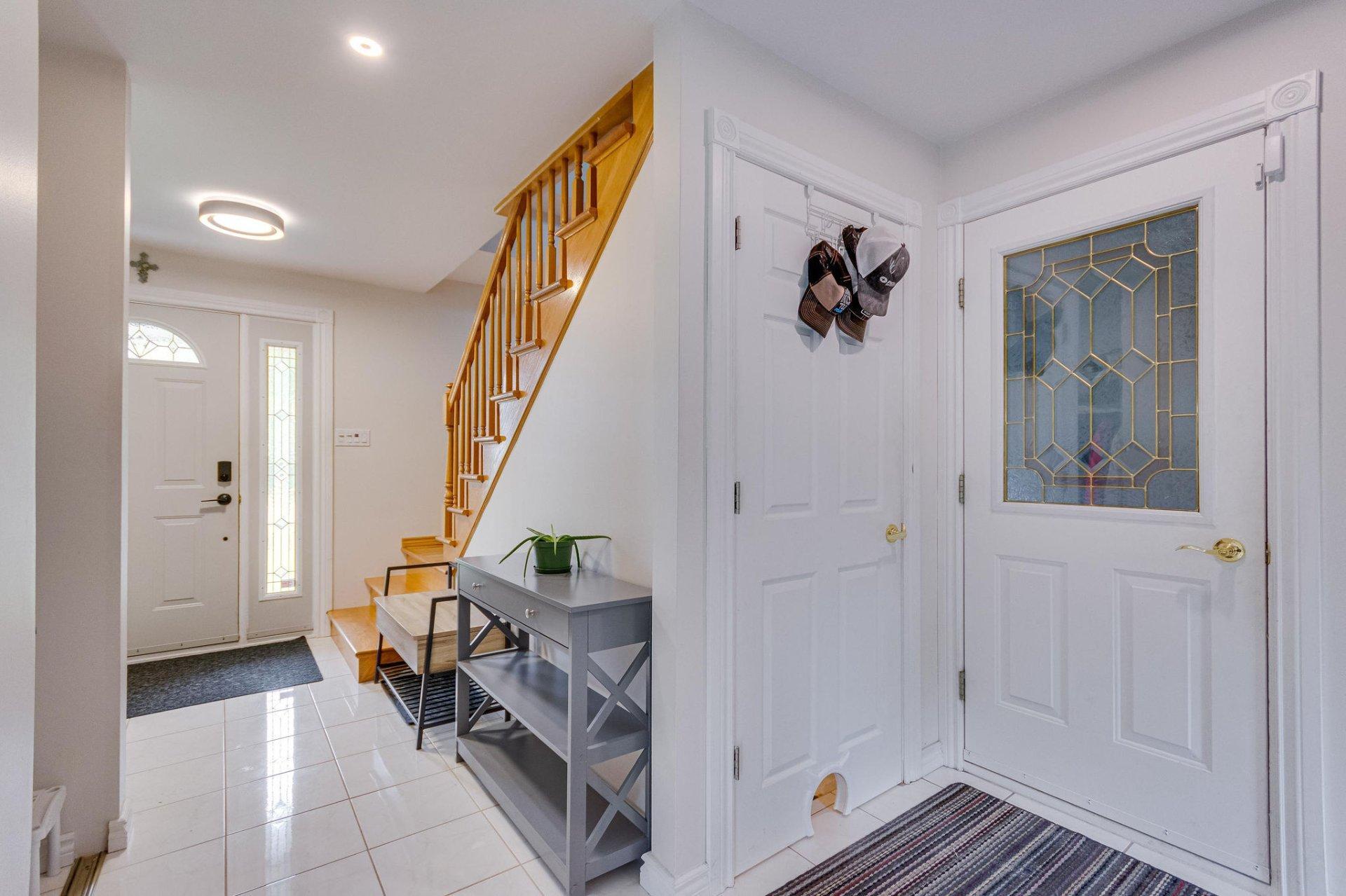 









777


Boul. Lorrain

,
Gatineau (Gatineau),




QC
J8R3E6

