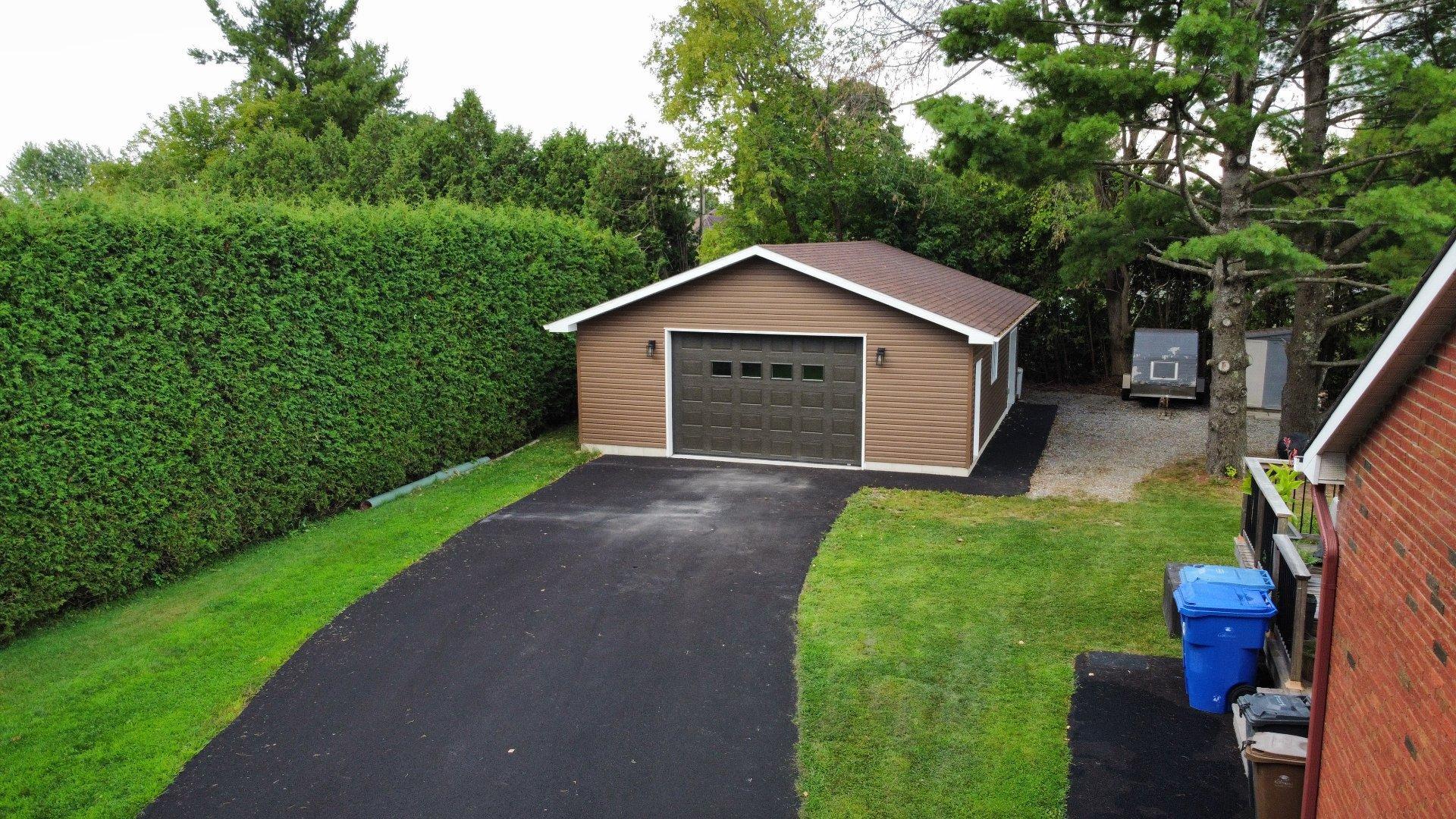 









777


Boul. Lorrain

,
Gatineau (Gatineau),




QC
J8R3E6

