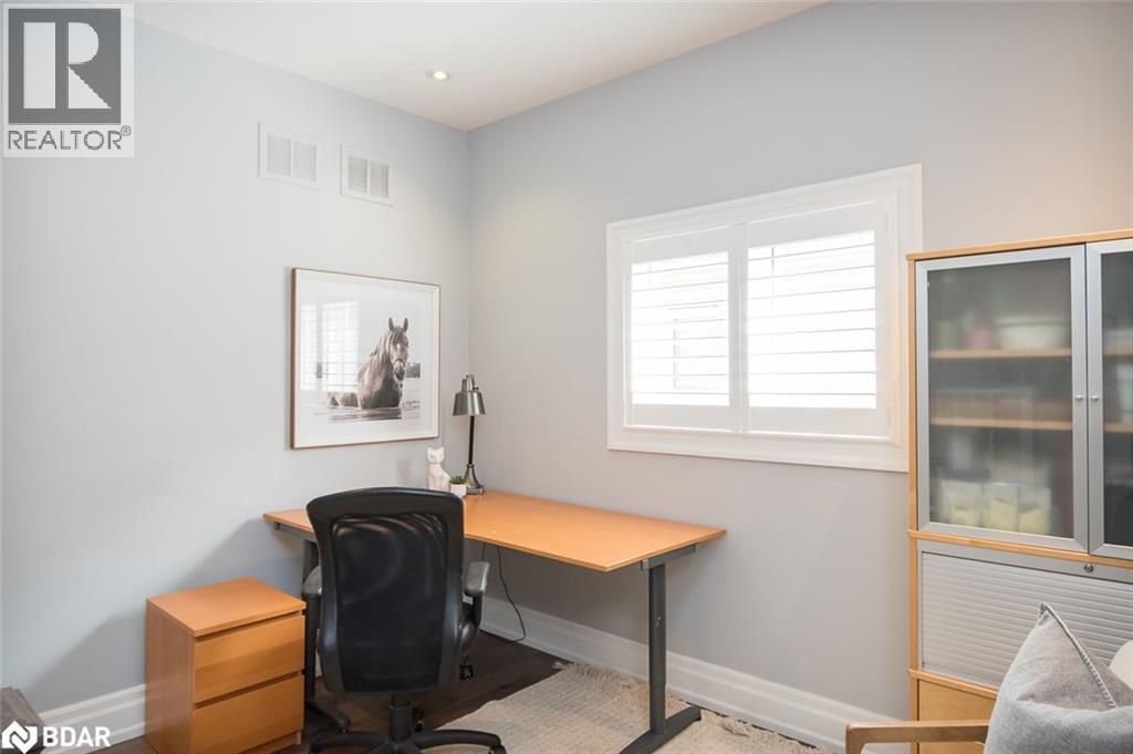 












20 VIEW POINT Circle

,
Georgetown,




Ontario
L7G6P2


