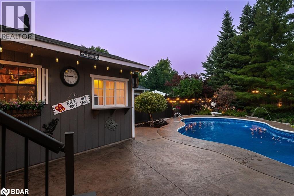 












20 VIEW POINT Circle

,
Georgetown,




Ontario
L7G6P2

