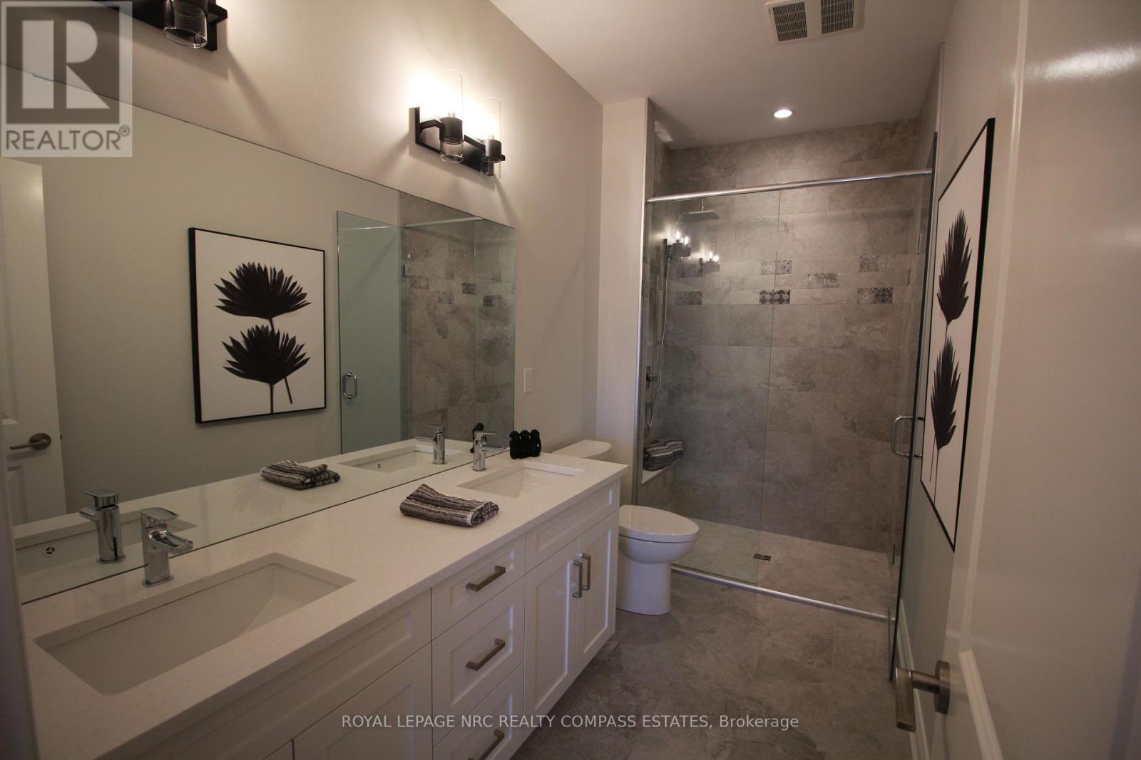 












6 PEACHTREE LANE

,
Niagara-on-the-Lake (Virgil),




Ontario
L0S1T0

