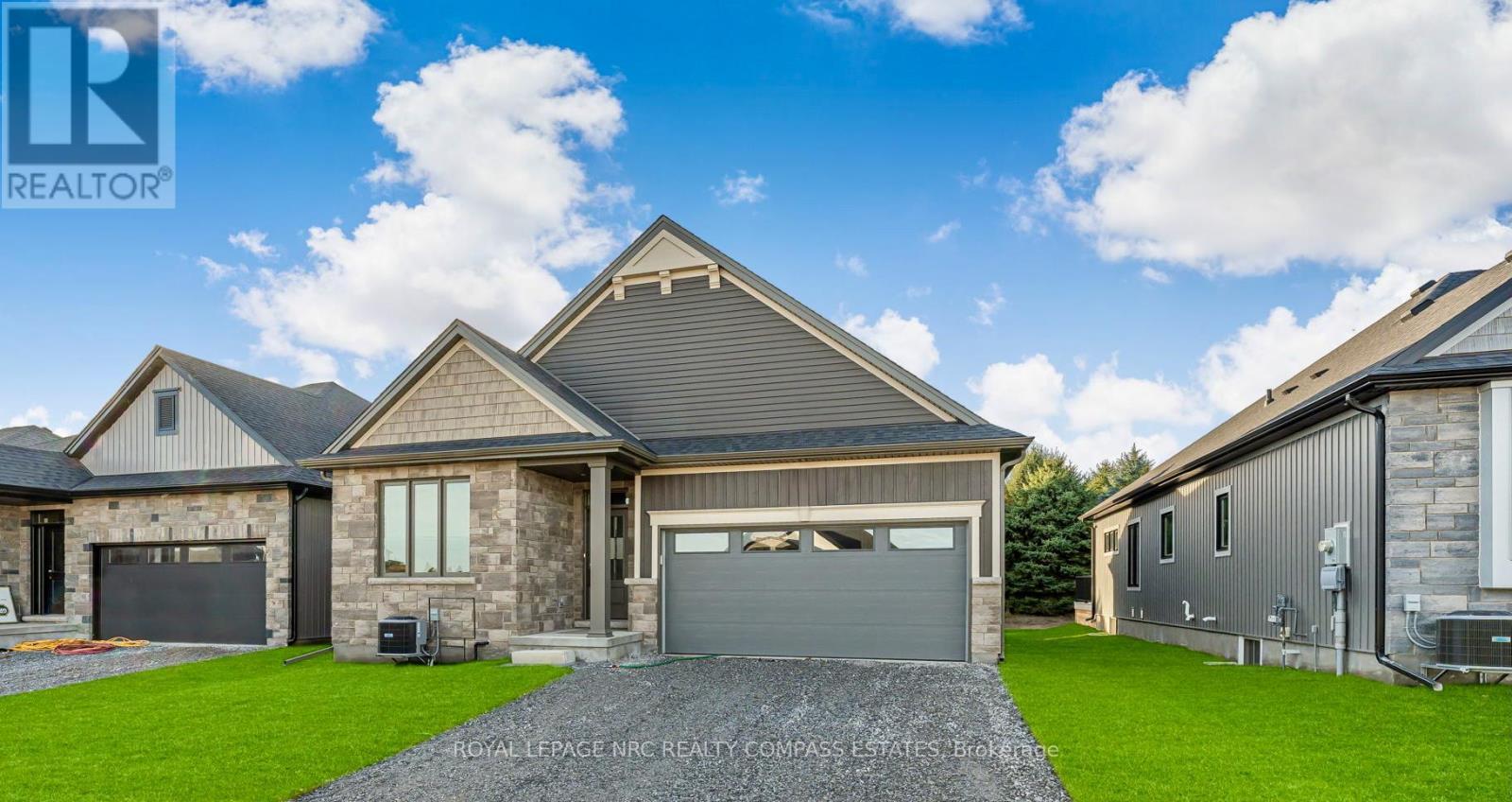 












82 HOMESTEAD DRIVE

,
Niagara-on-the-Lake (Virgil),




Ontario
L0S1T0

