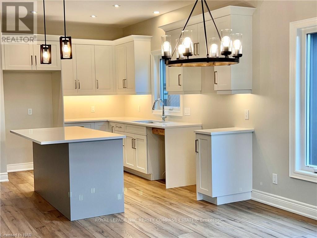 












82 HOMESTEAD DRIVE

,
Niagara-on-the-Lake (Virgil),




Ontario
L0S1T0

