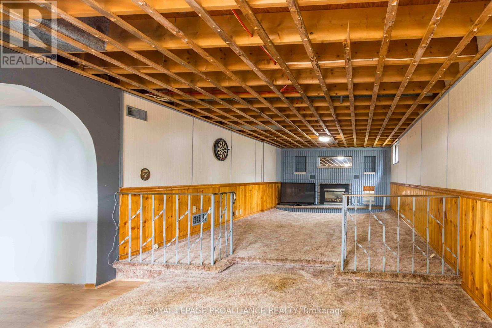 












22 CONNOLLY AVENUE

,
Quinte West (Trenton Ward),




Ontario
K8V5T4

