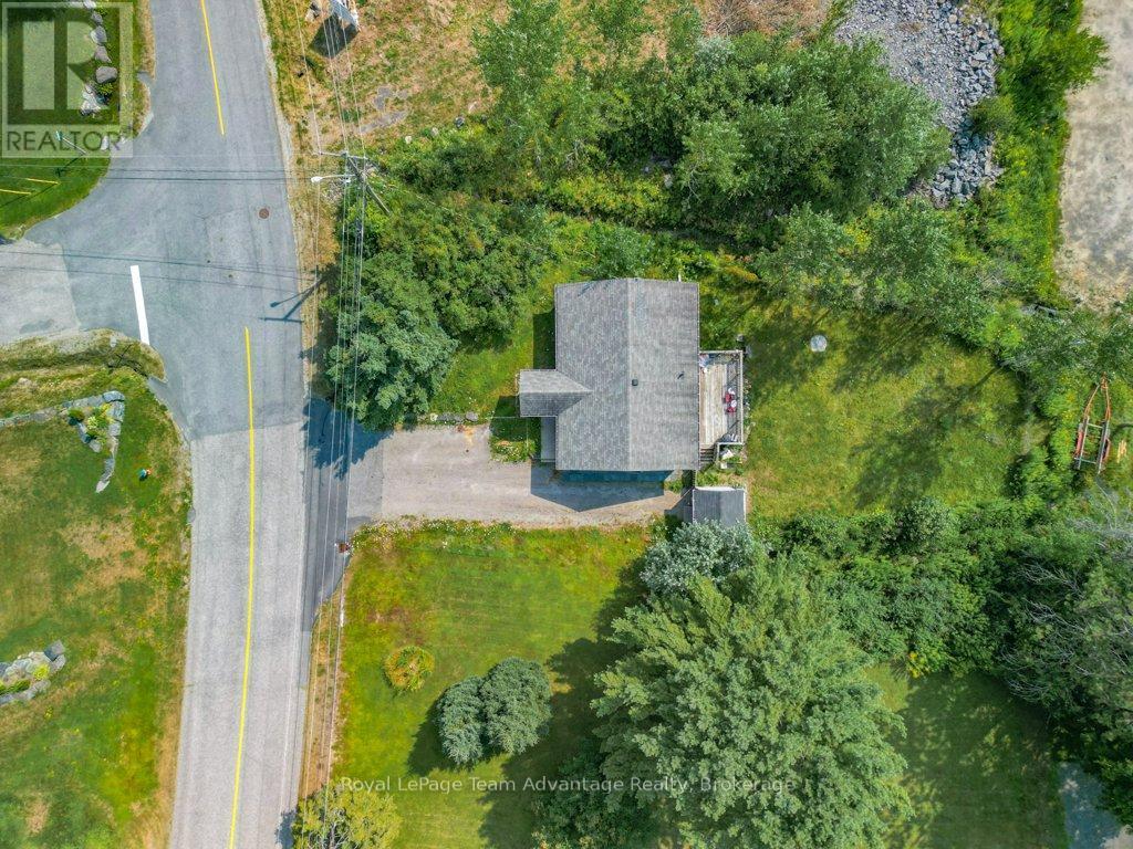 












8 EDWARD STREET

,
Parry Sound,




Ontario
P2A2W4

