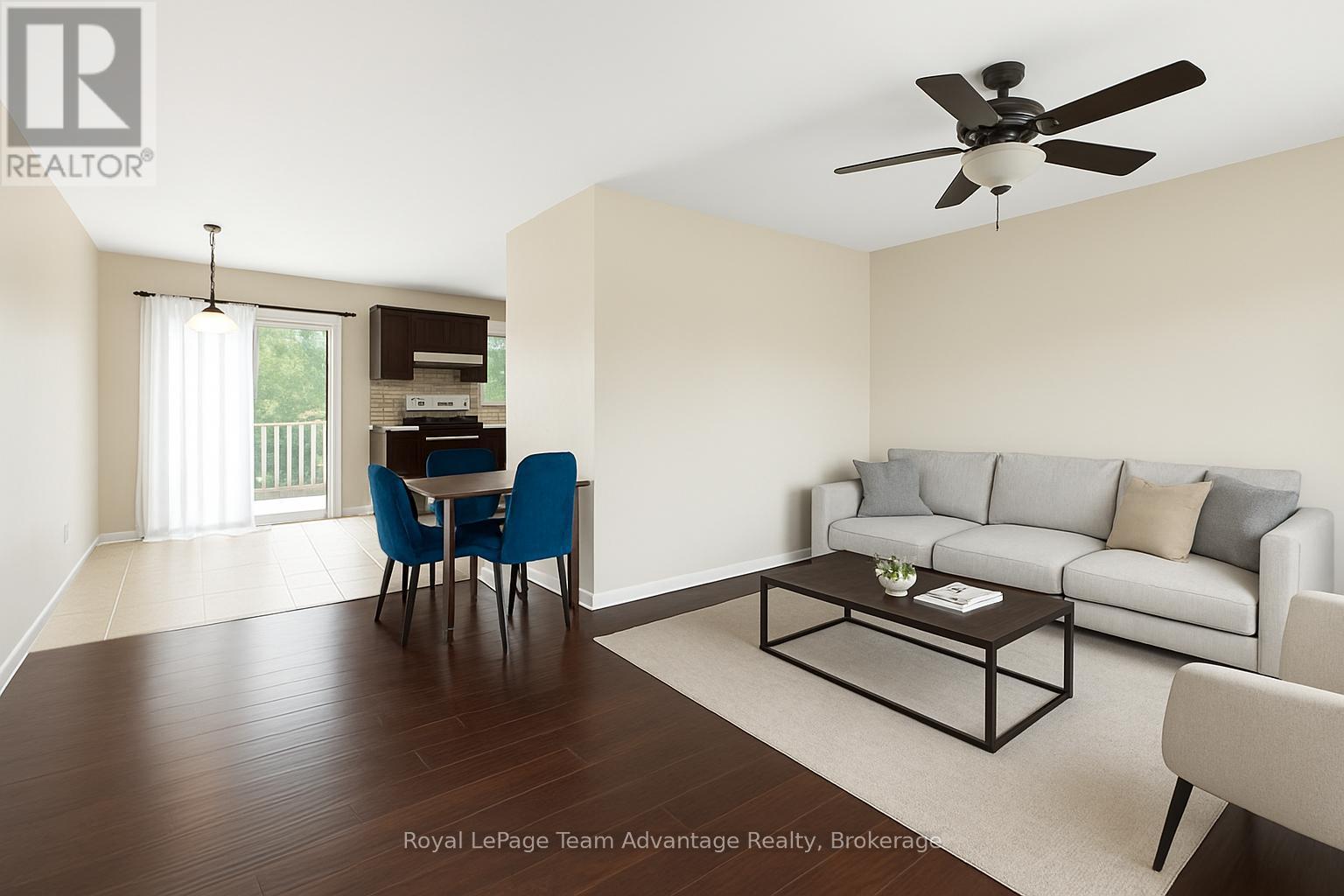 












8 EDWARD STREET

,
Parry Sound,




Ontario
P2A2W4

