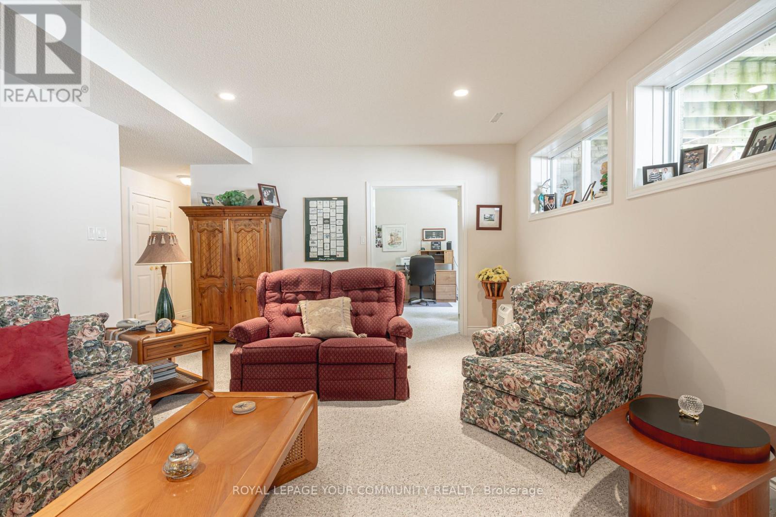 












17 - 50 RENAISSANCE POINT

,
New Tecumseth,




Ontario
L9R2H7

