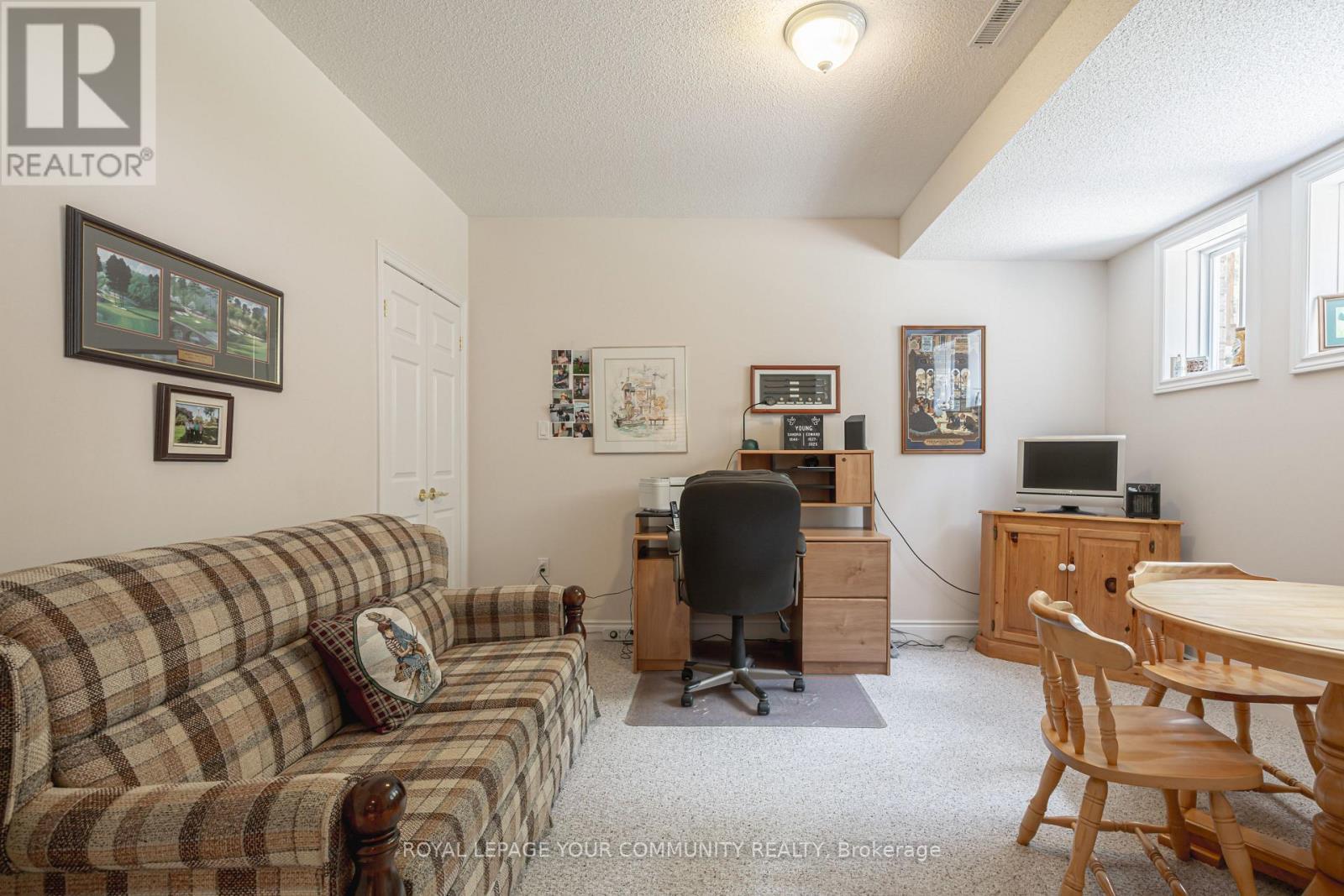 












17 - 50 RENAISSANCE POINT

,
New Tecumseth,




Ontario
L9R2H7


