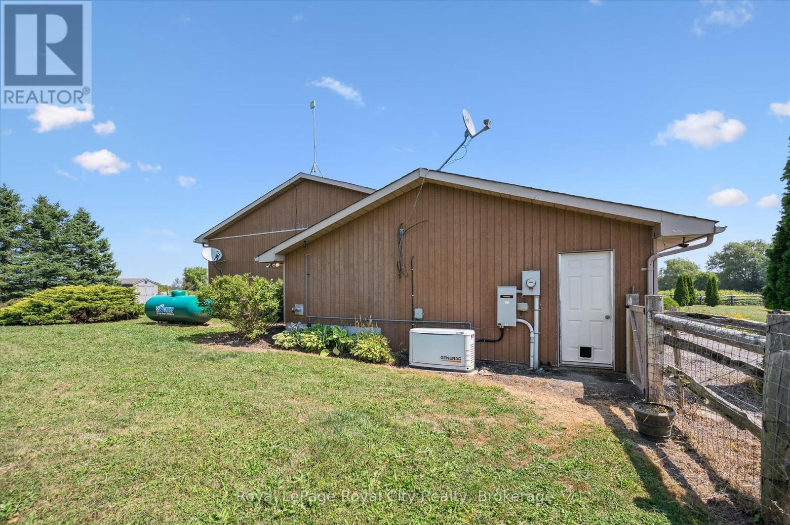 












202269 COUNTY ROAD 109 ROAD

,
East Luther Grand Valley,




Ontario
L9W0P9

