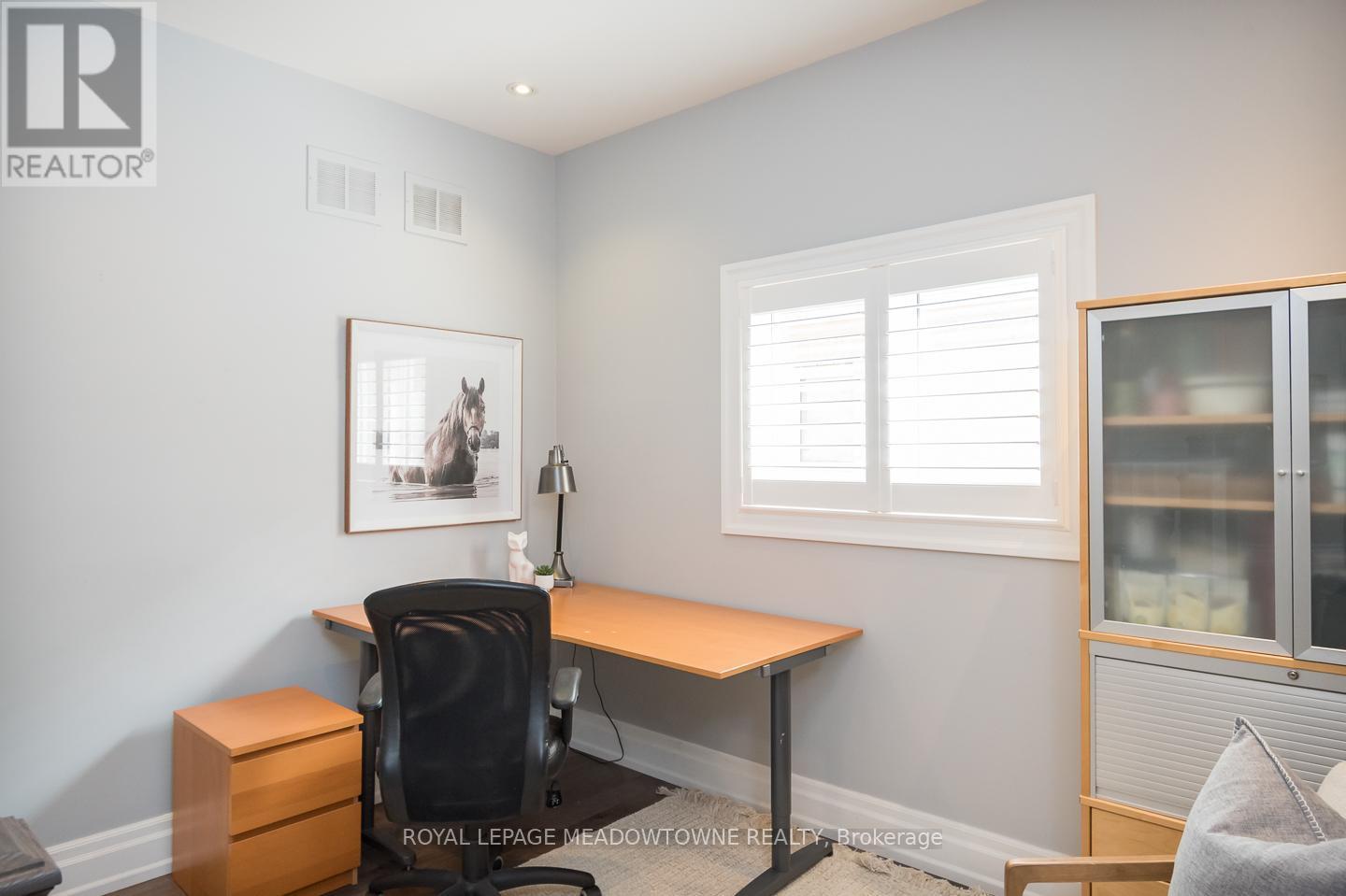 












20 VIEW POINT CIRCLE

,
Halton Hills,




Ontario
L7G6P2

