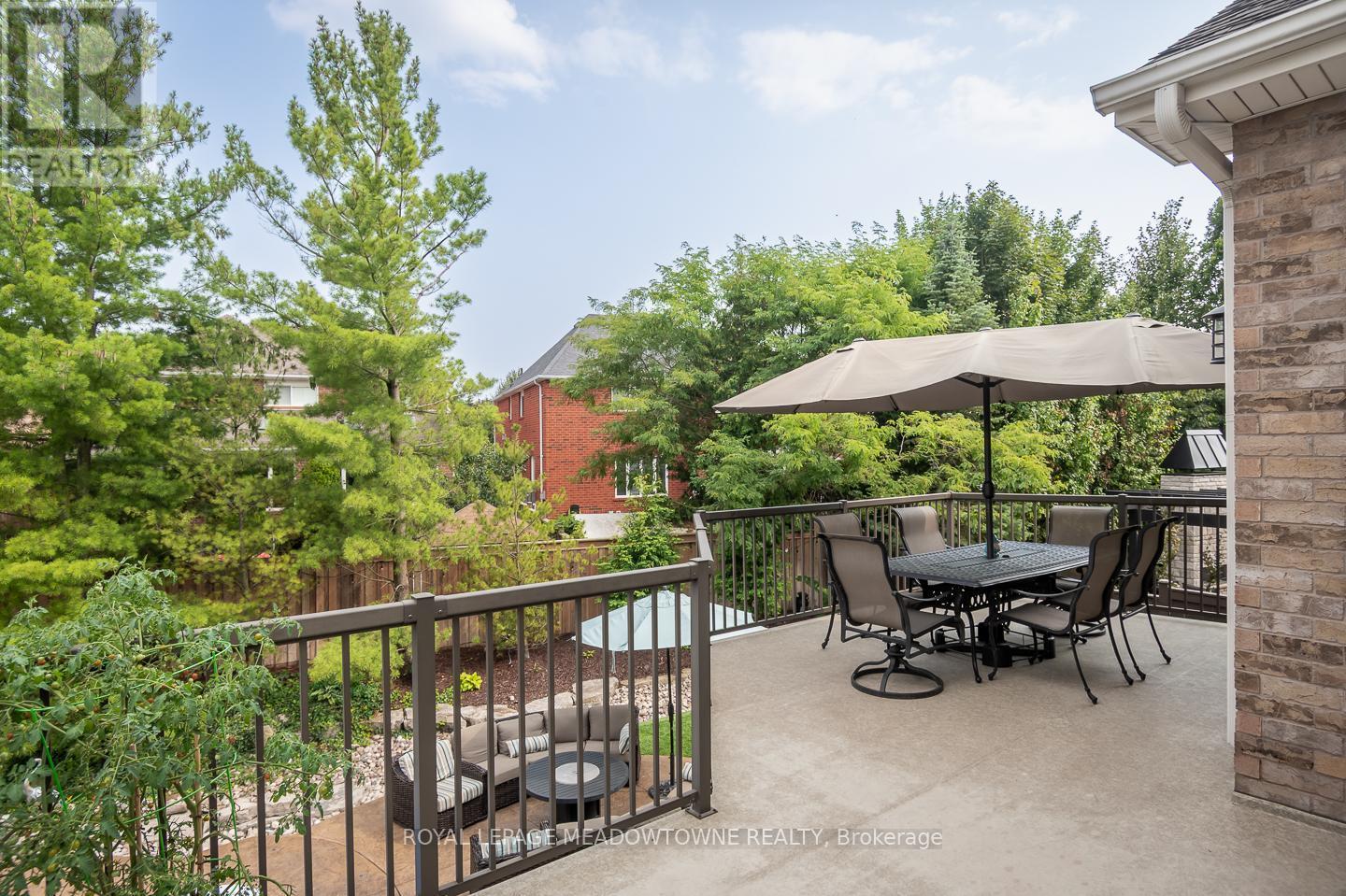 












20 VIEW POINT CIRCLE

,
Halton Hills,




Ontario
L7G6P2

