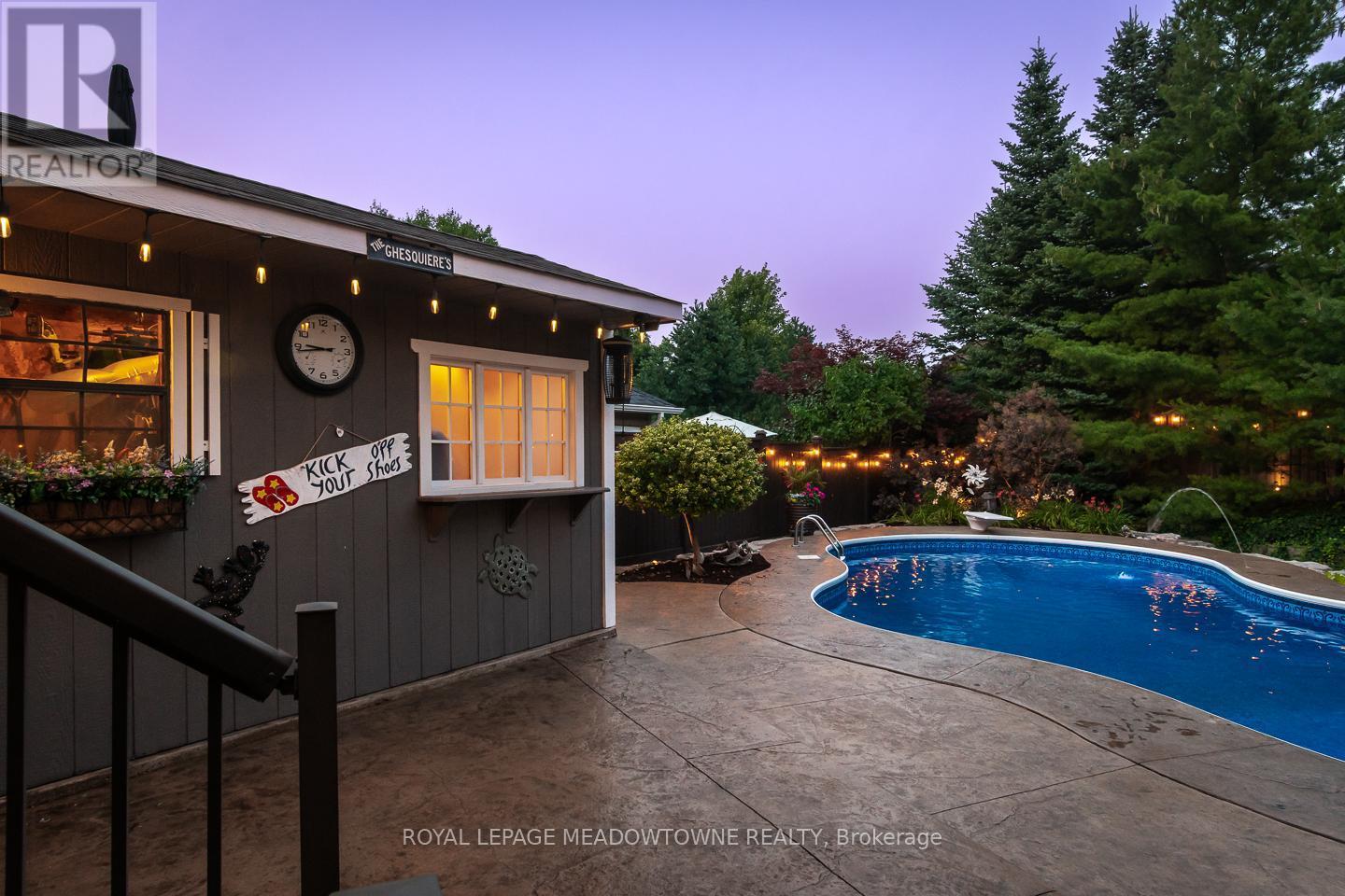 












20 VIEW POINT CIRCLE

,
Halton Hills,




Ontario
L7G6P2

