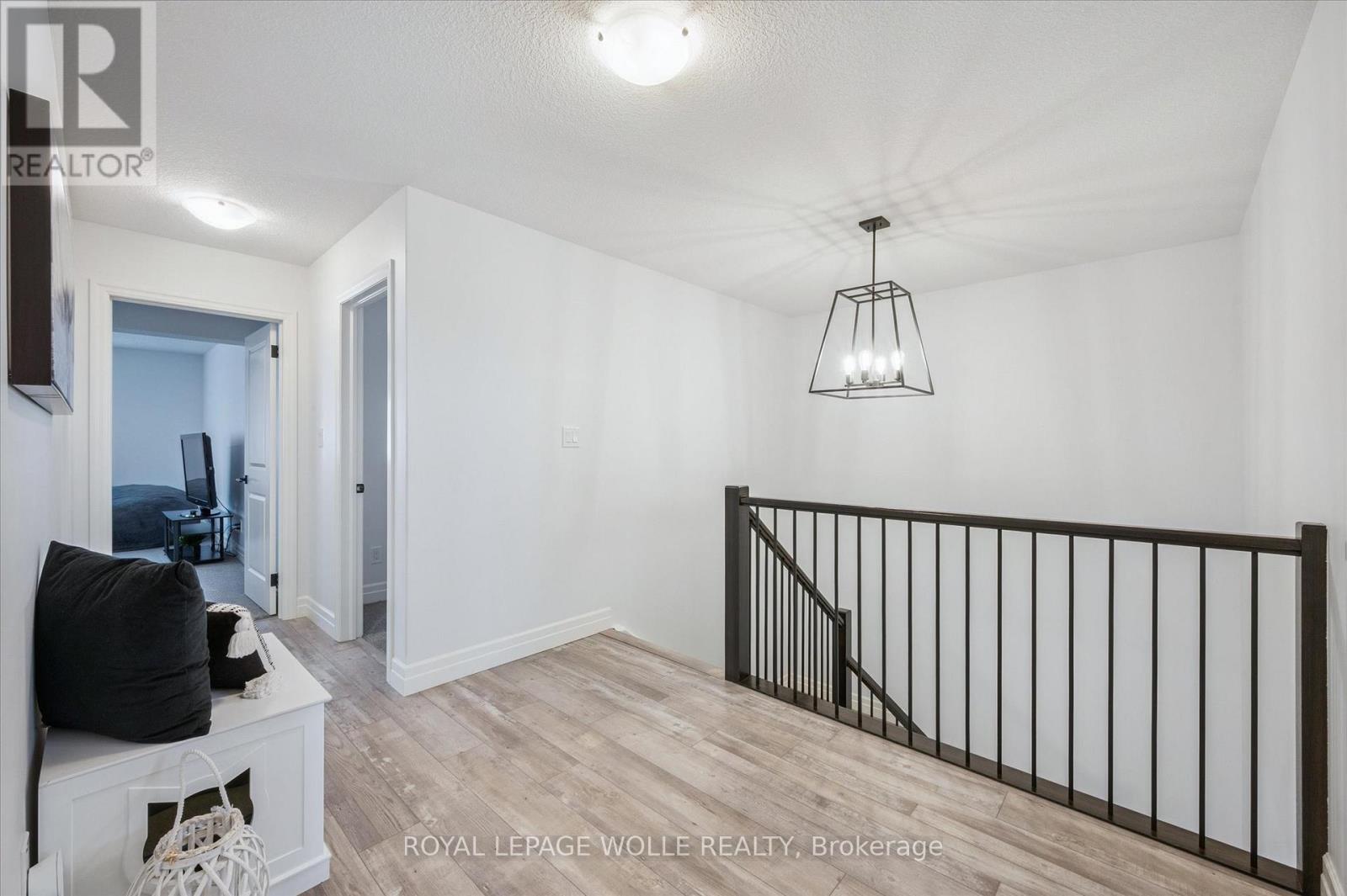 












164 WOODBERRY CRESCENT

,
Woolwich,




Ontario
N3B0E4

