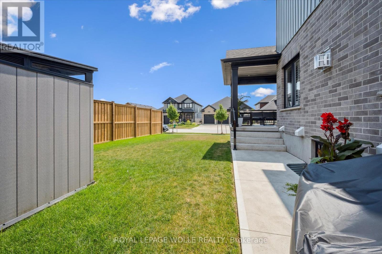 












164 WOODBERRY CRESCENT

,
Woolwich,




Ontario
N3B0E4

