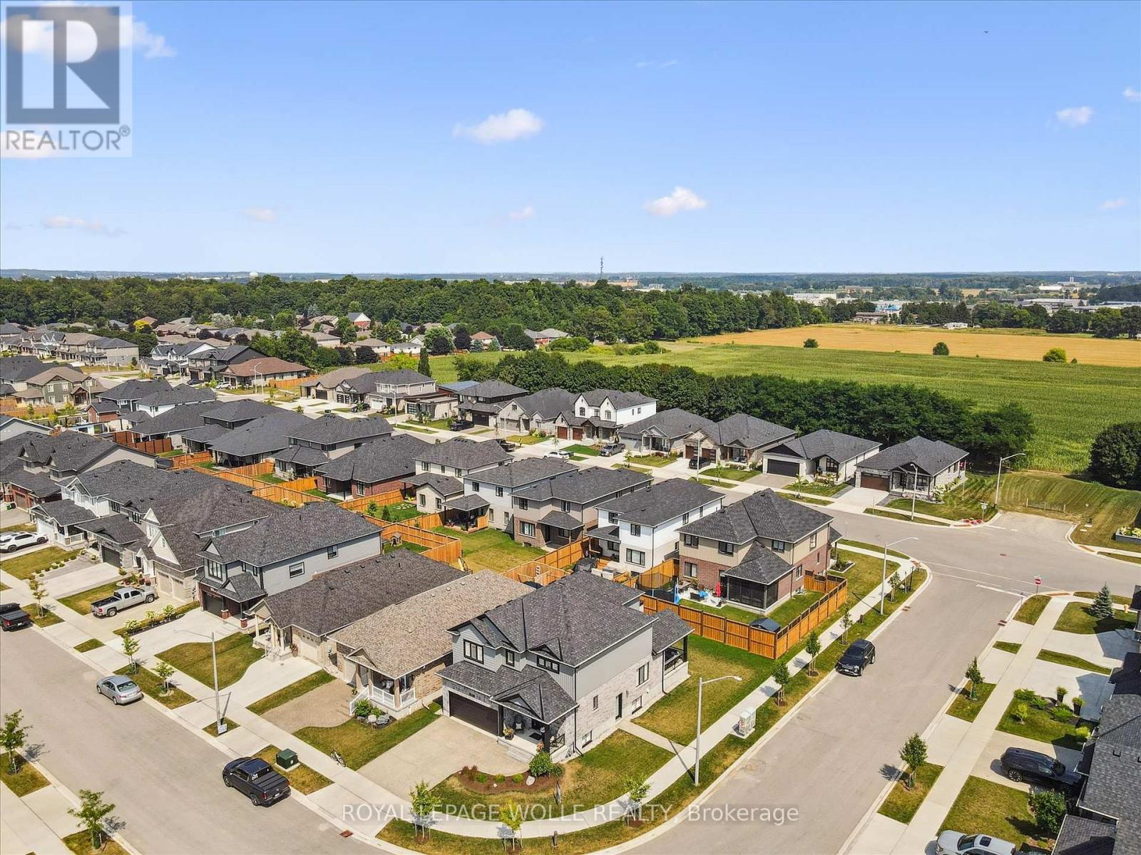 












164 WOODBERRY CRESCENT

,
Woolwich,




Ontario
N3B0E4

