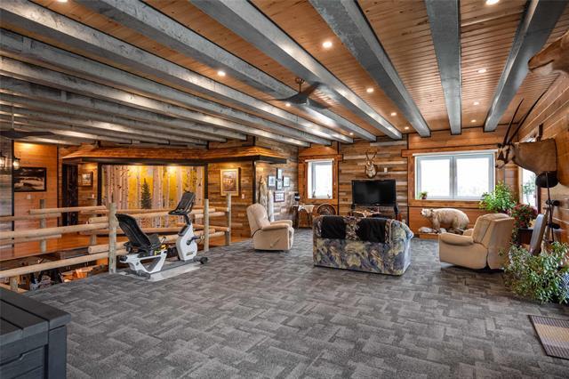 









9258


Whitemouth Lake

RD,
Piney,




MB
R0A 2J0

