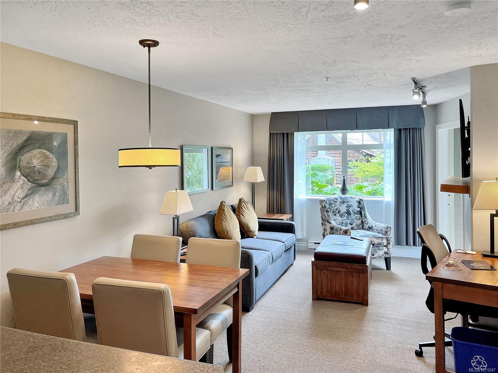 









1800


Riverside

Lane, 108A,
Courtenay,




BC
V9N 3C7

