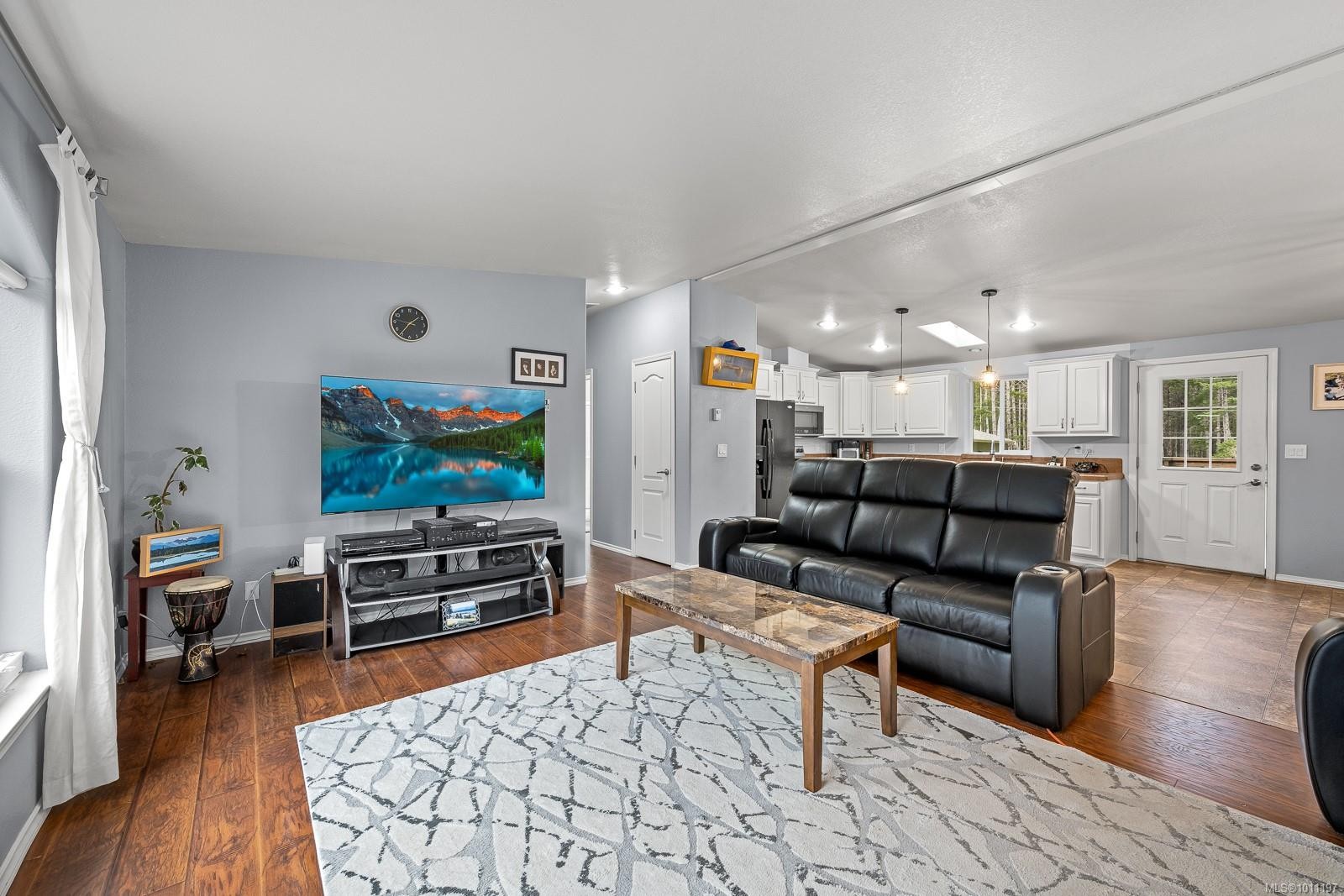 









1888


BATES

Rd,
Courtenay,




BC
V9J 1X4

