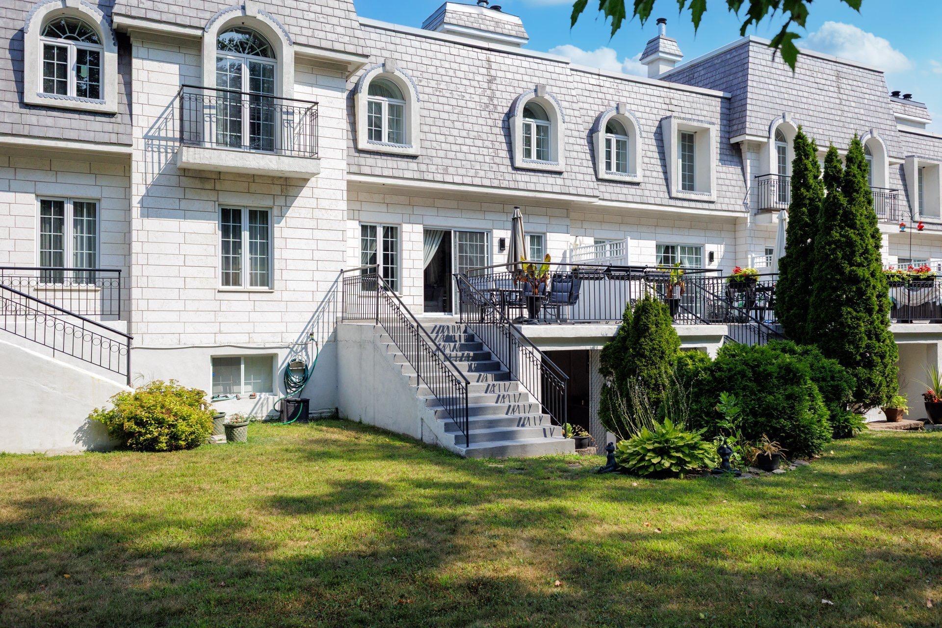 









2085


Rue de Versailles

, 108,
Vaudreuil-Dorion,




QC
J7V8P7


