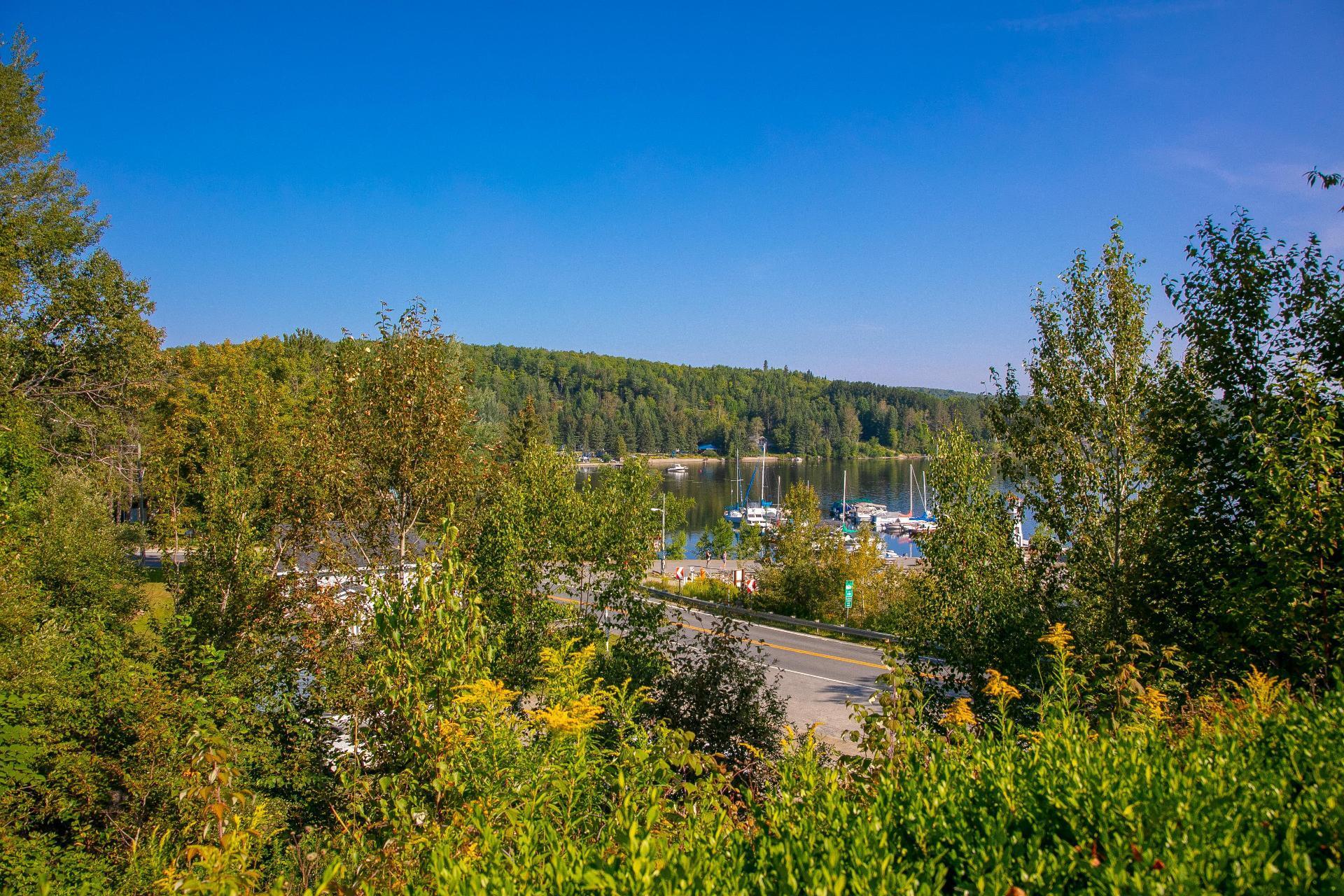 









523


Ch. de la Rivière-Bergeron

,
Piopolis,




QC
G0Y1H0

