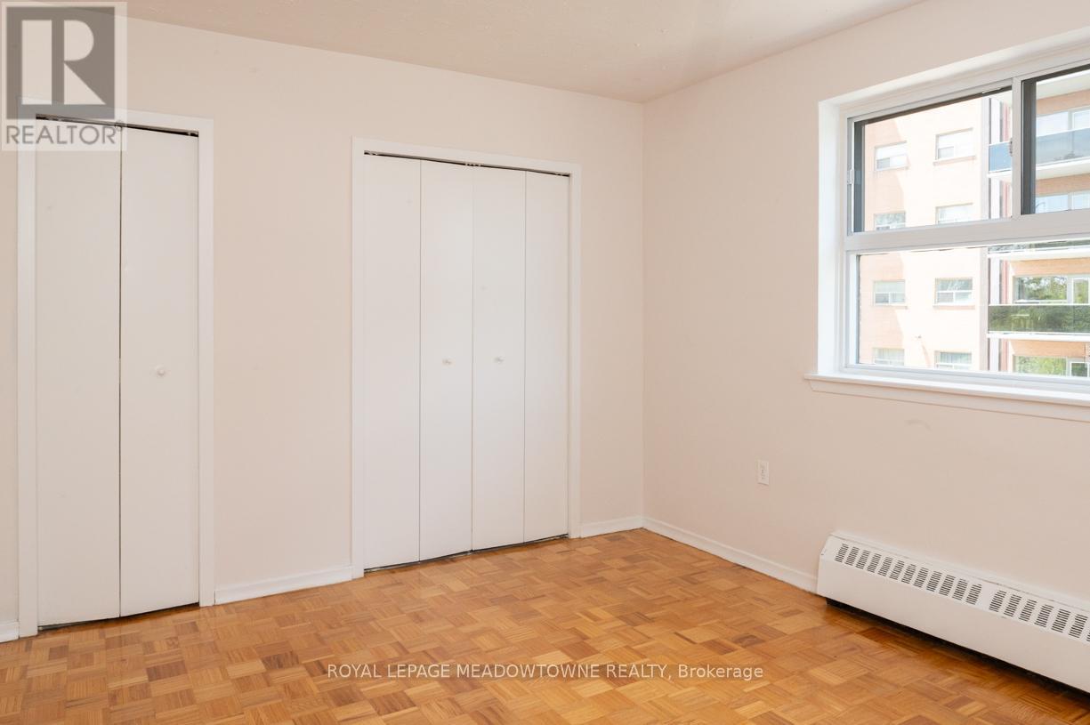 












405 - 1017 SENECA AVENUE

,
Mississauga,




Ontario
L5G3X5

