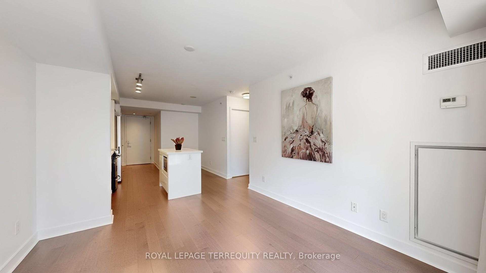 









58


Orchard View

Boulevard, 705,
Toronto,




ON
M4R 0A2

