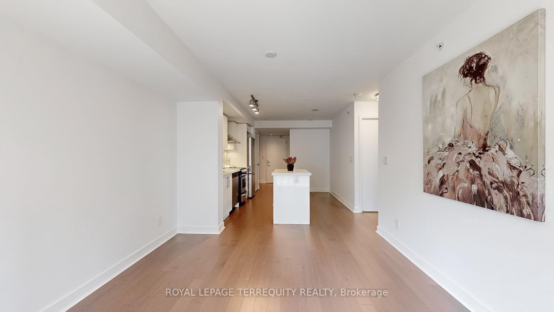 









58


Orchard View

Boulevard, 705,
Toronto,




ON
M4R 0A2

