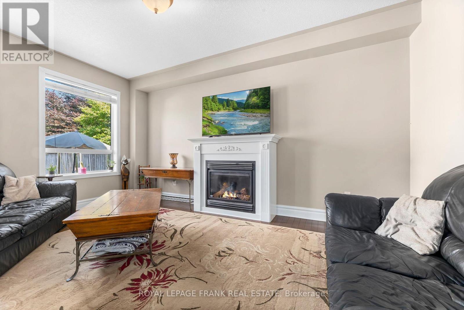 












39 CUTLER DRIVE

,
Clarington (Newcastle),




Ontario
L1B1M4

