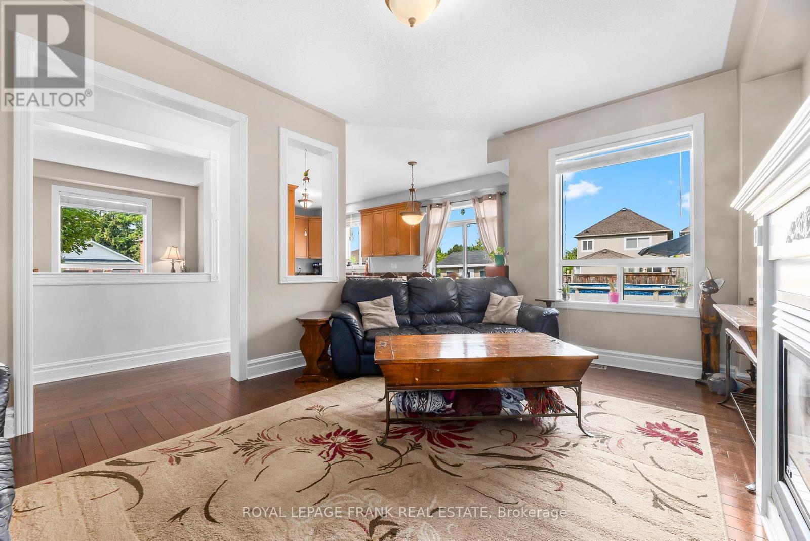












39 CUTLER DRIVE

,
Clarington (Newcastle),




Ontario
L1B1M4

