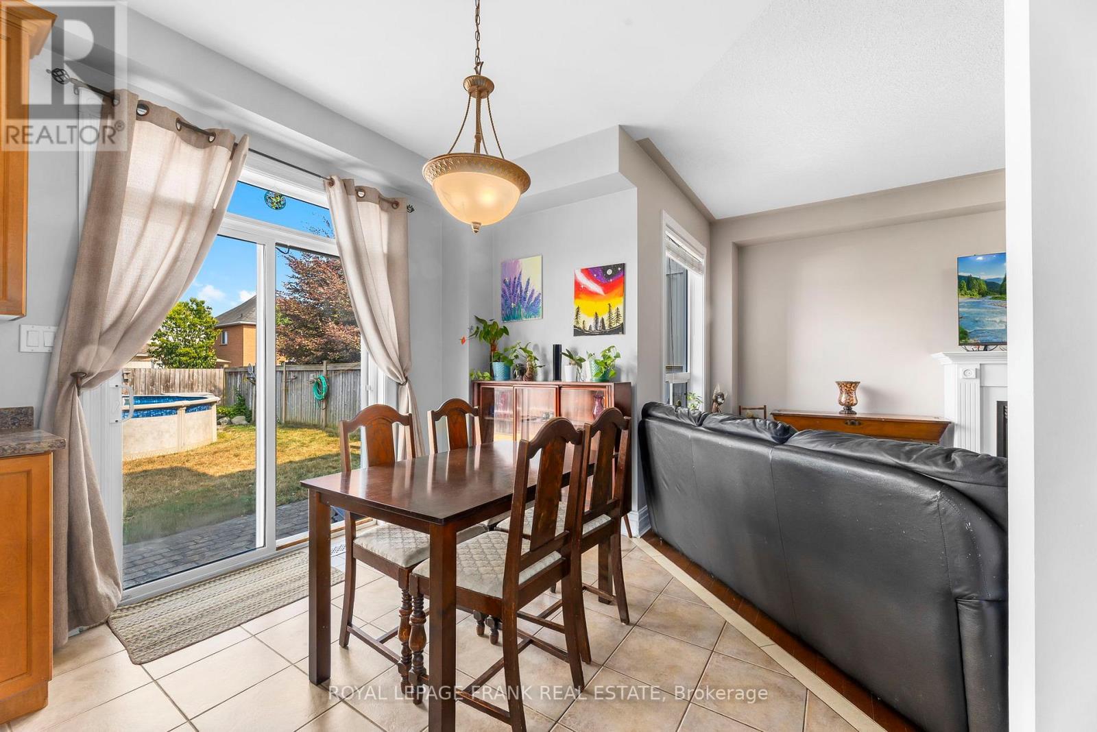 












39 CUTLER DRIVE

,
Clarington (Newcastle),




Ontario
L1B1M4

