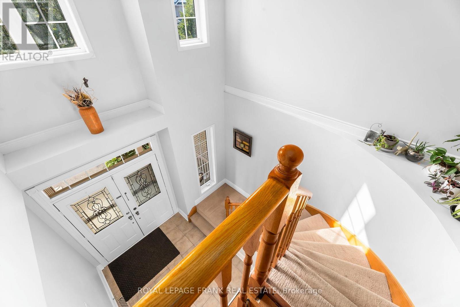 












39 CUTLER DRIVE

,
Clarington (Newcastle),




Ontario
L1B1M4

